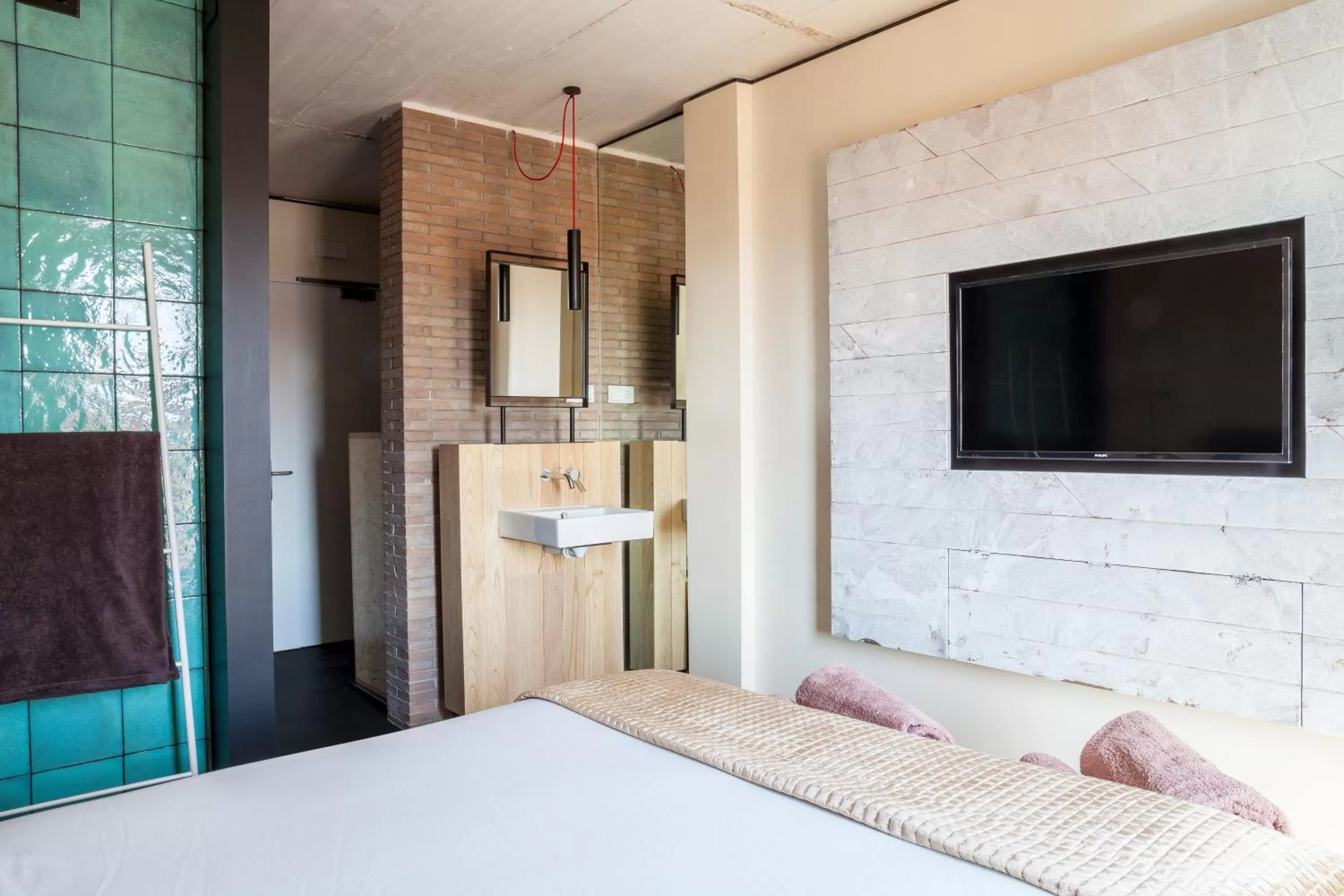 Superior Double Room in Bastardo Hostel