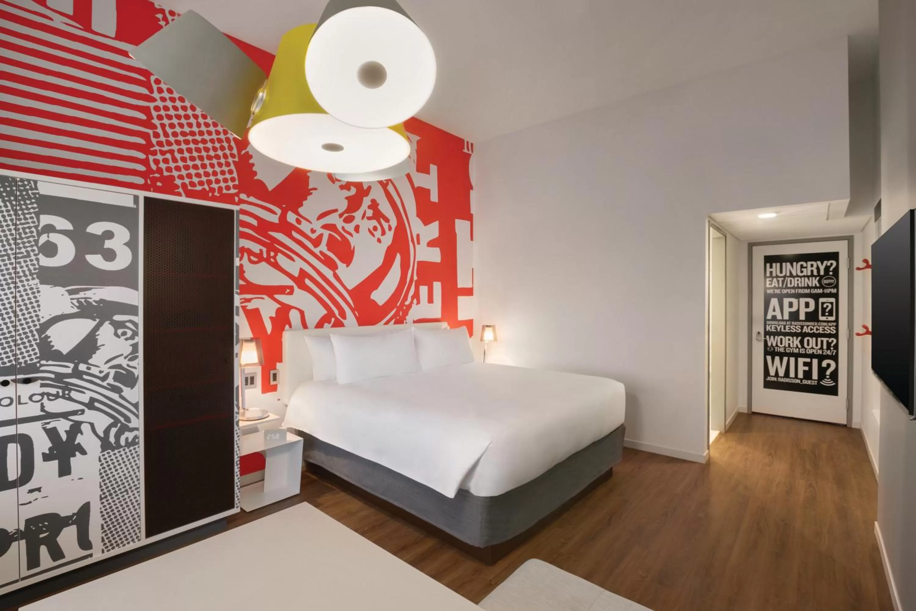 King Studio - Non-Smoking/High Floor in Radisson Red Minneapolis Downtown