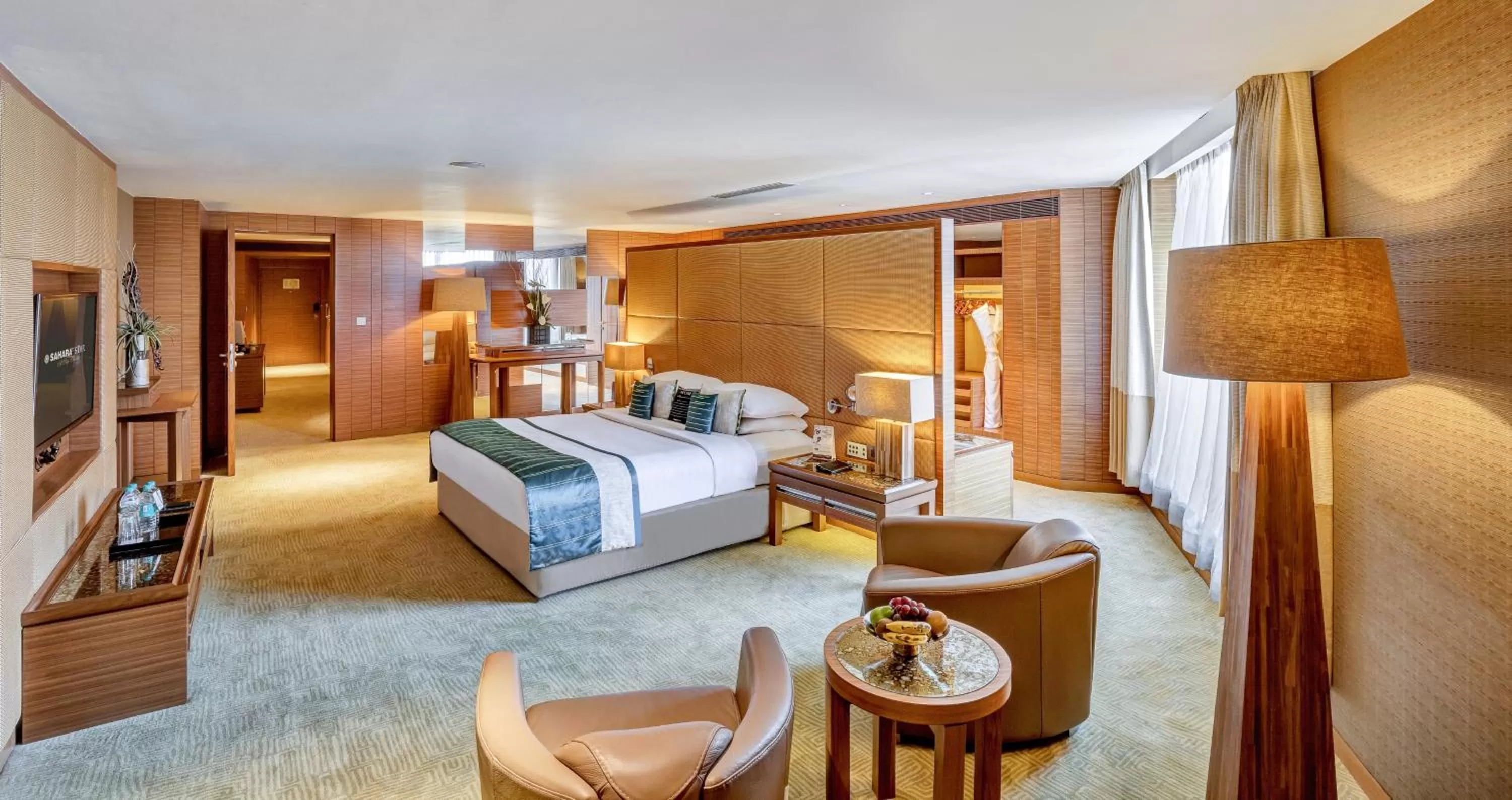 Neptune City View Suite with Bath Tub - single occupancy - King Bed (Non-Smoking) in Hotel Sahara Star