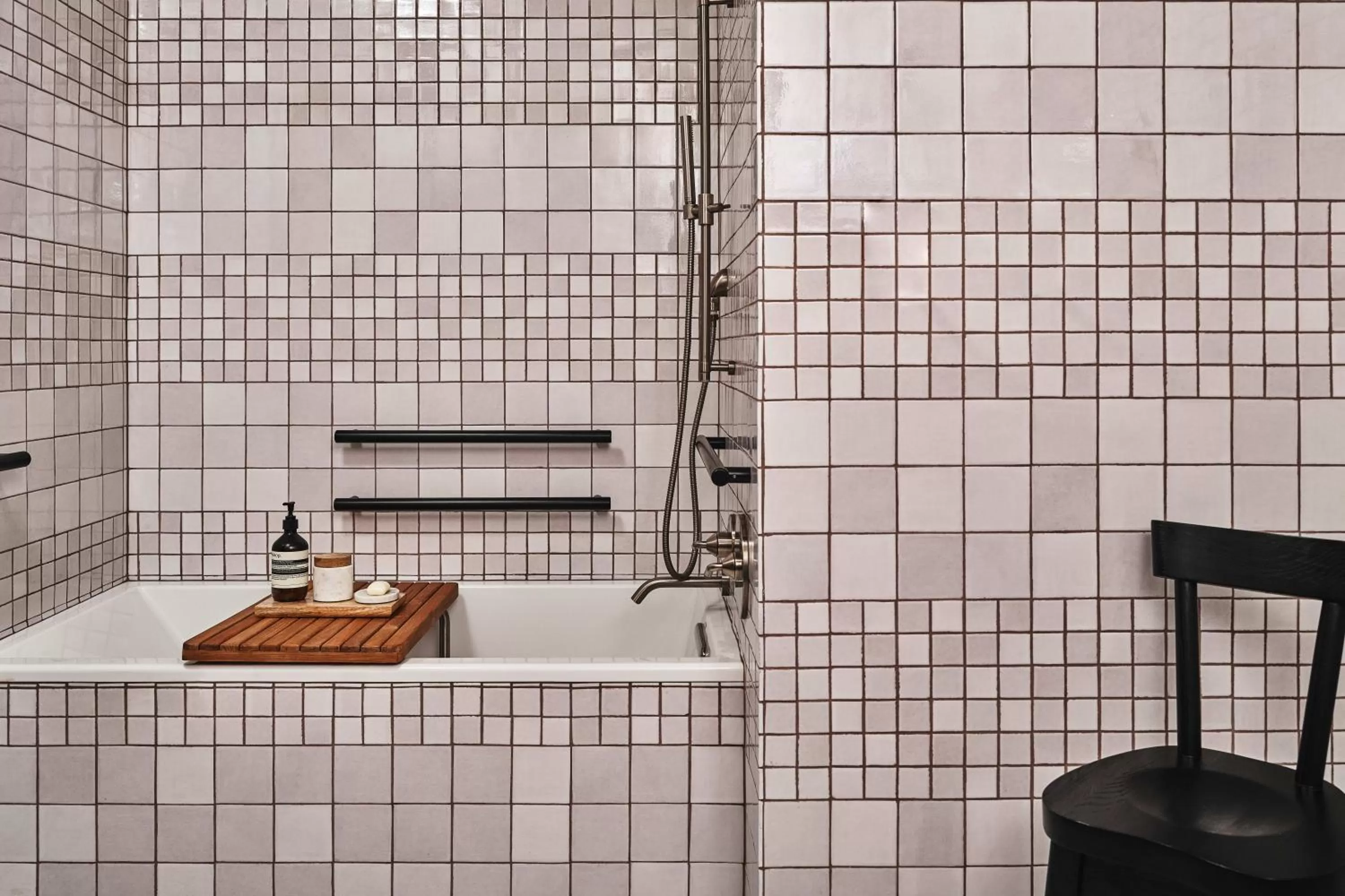 DELUXE DOUBLE QUEEN, ACCESSIBLE in Downtown Los Angeles Proper Hotel, a Member of Design Hotels