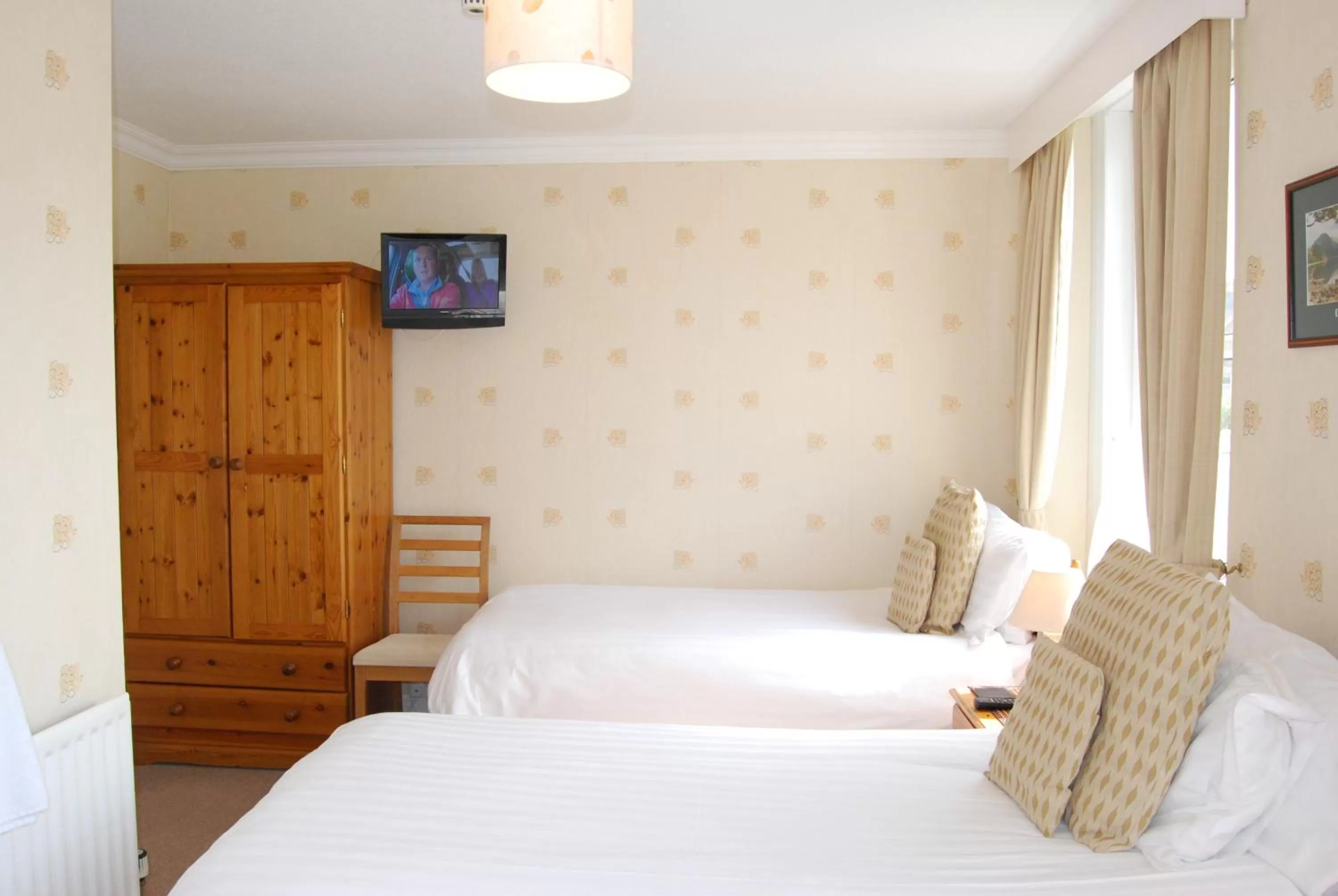 Twin Room in Beckside Guest House Keswick