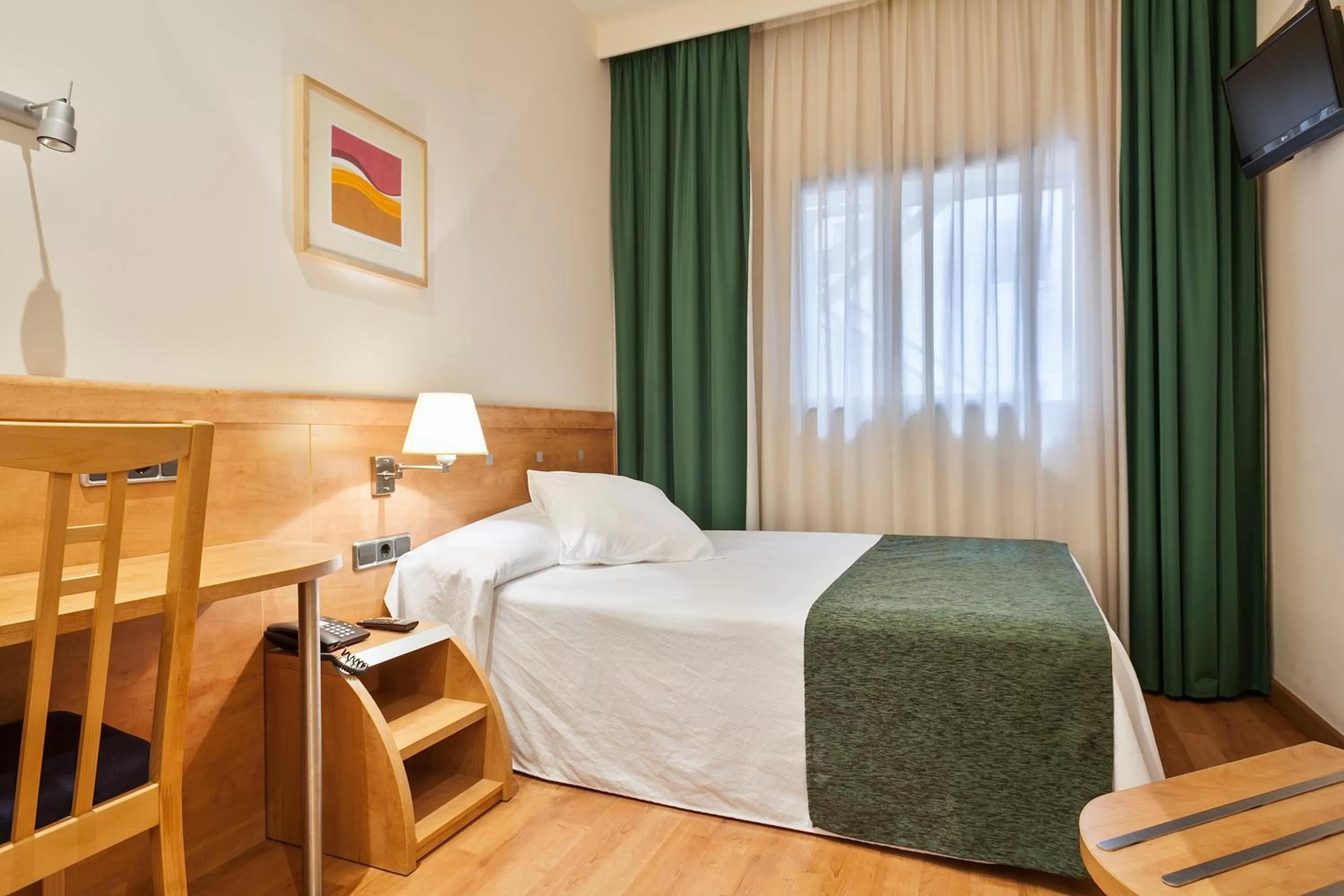 Single Room in Acta Antibes