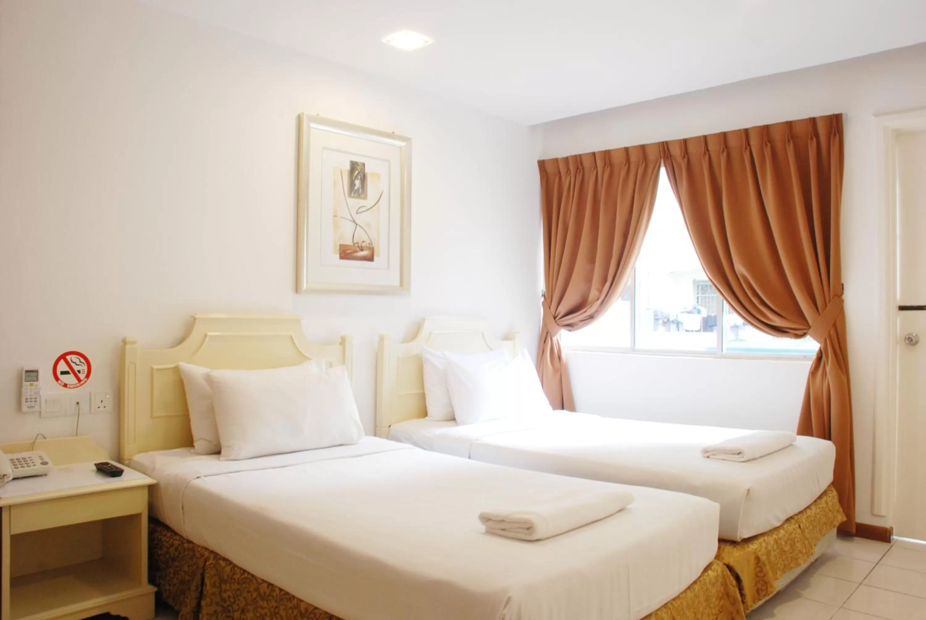 Studio Room with Kitchenette in Promenade Service Apartment