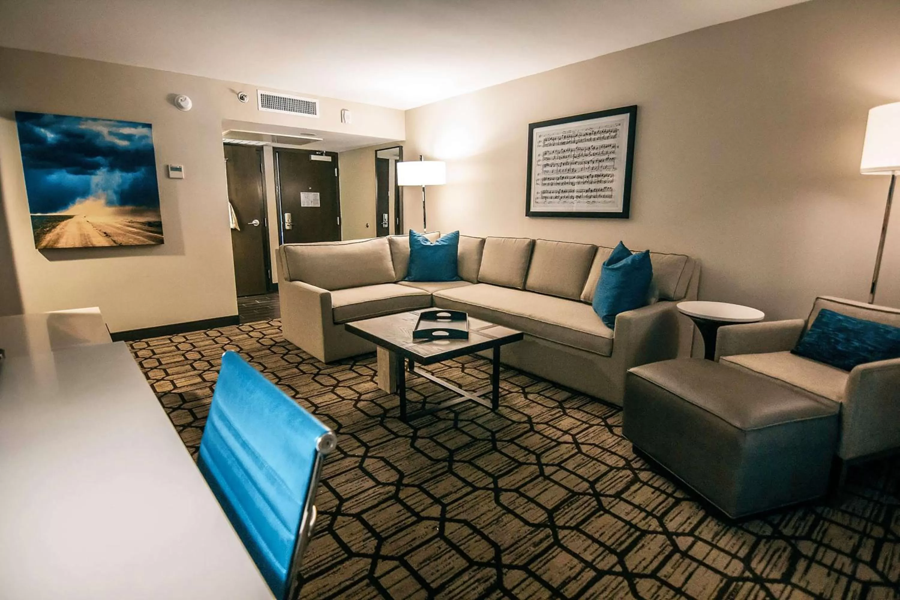 Two-Bedroom King Suite with Pool View in Doubletree By Hilton Lubbock - University Area