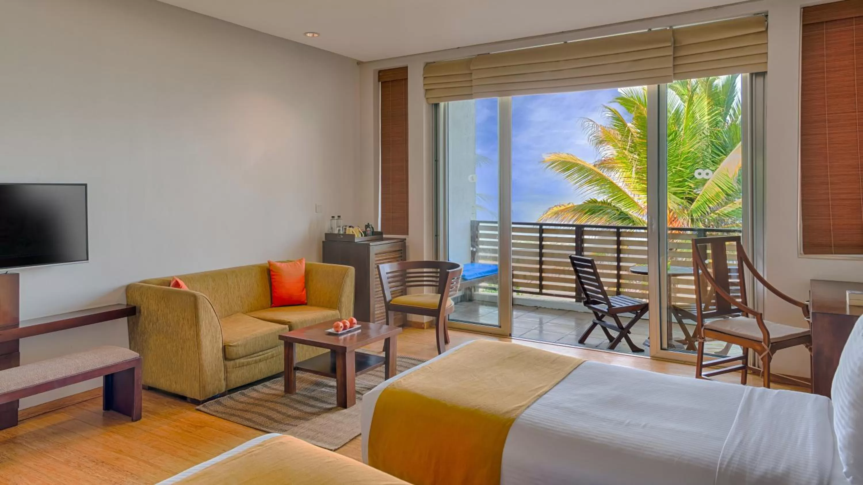 Deluxe Twin Room with Sea View - single occupancy - 15% off on Spa and at Black Coral & Center Point restaurants in Jetwing Sea