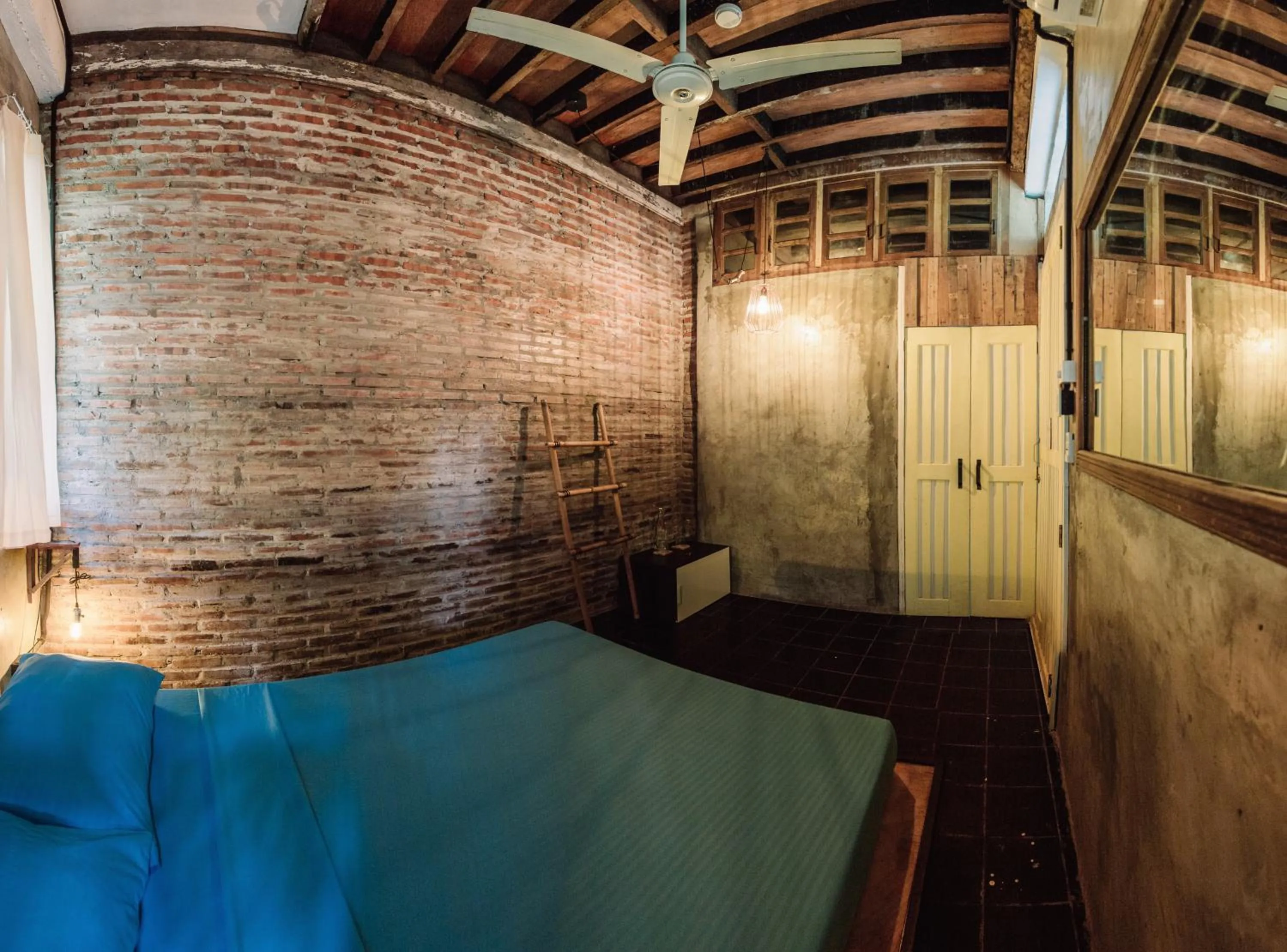 Superior Double Room with Private Bathroom in The Flying Fish Hostel