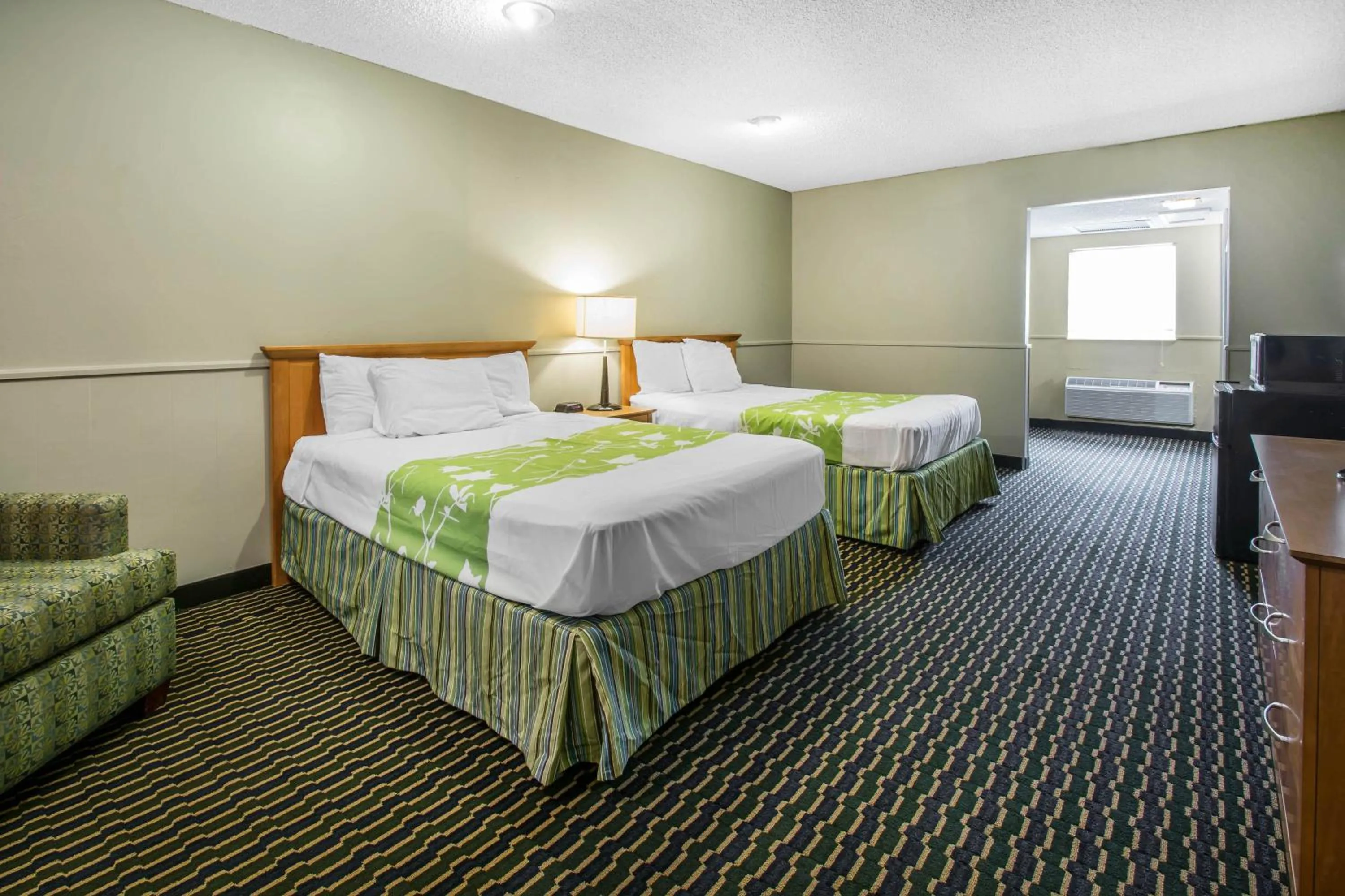 Double Room with Two Double Beds - Smoking in Rodeway Inn & Suites Winter Haven Chain of Lakes