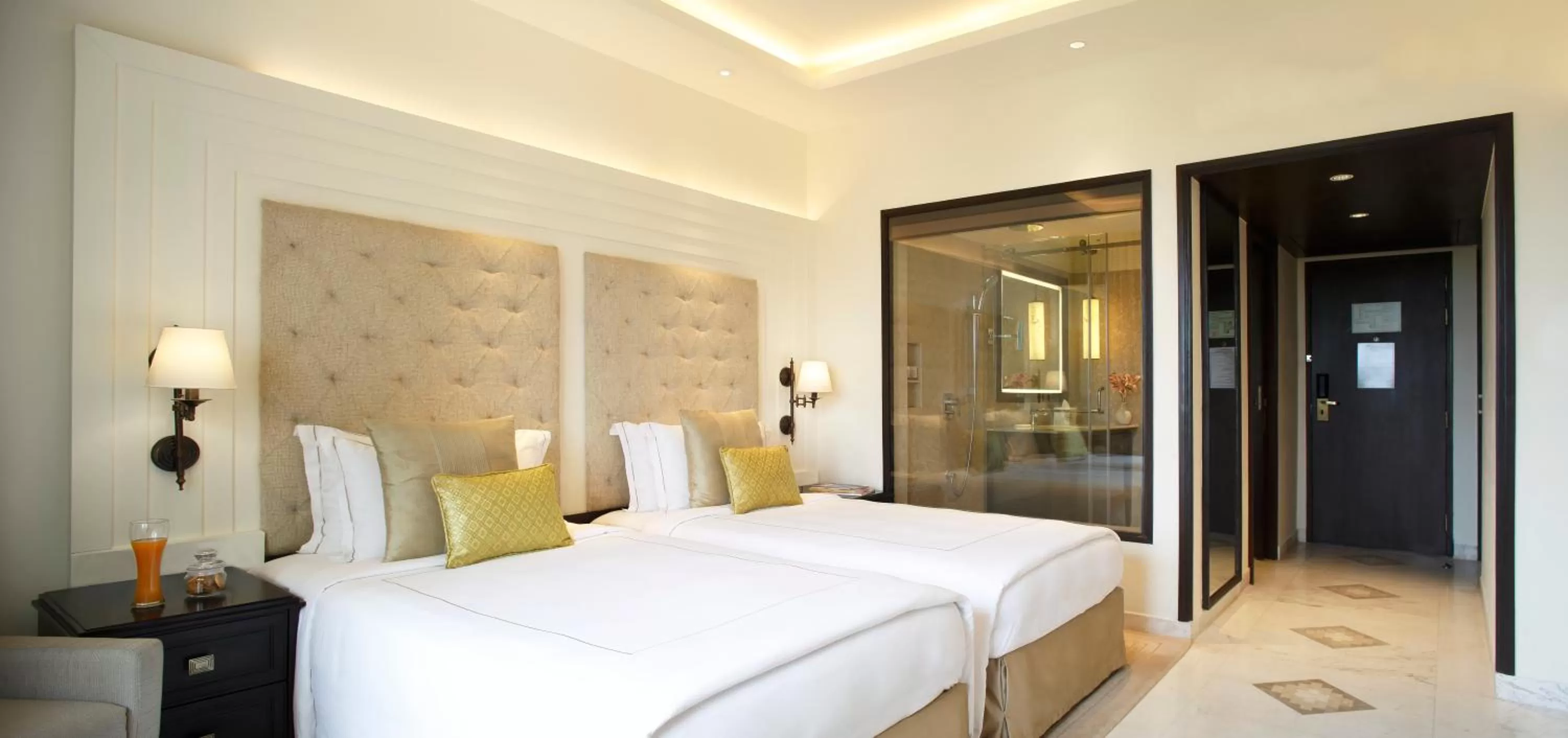 Deluxe Room City View Twin Bed - single occupancy in Taj Ganges Varanasi