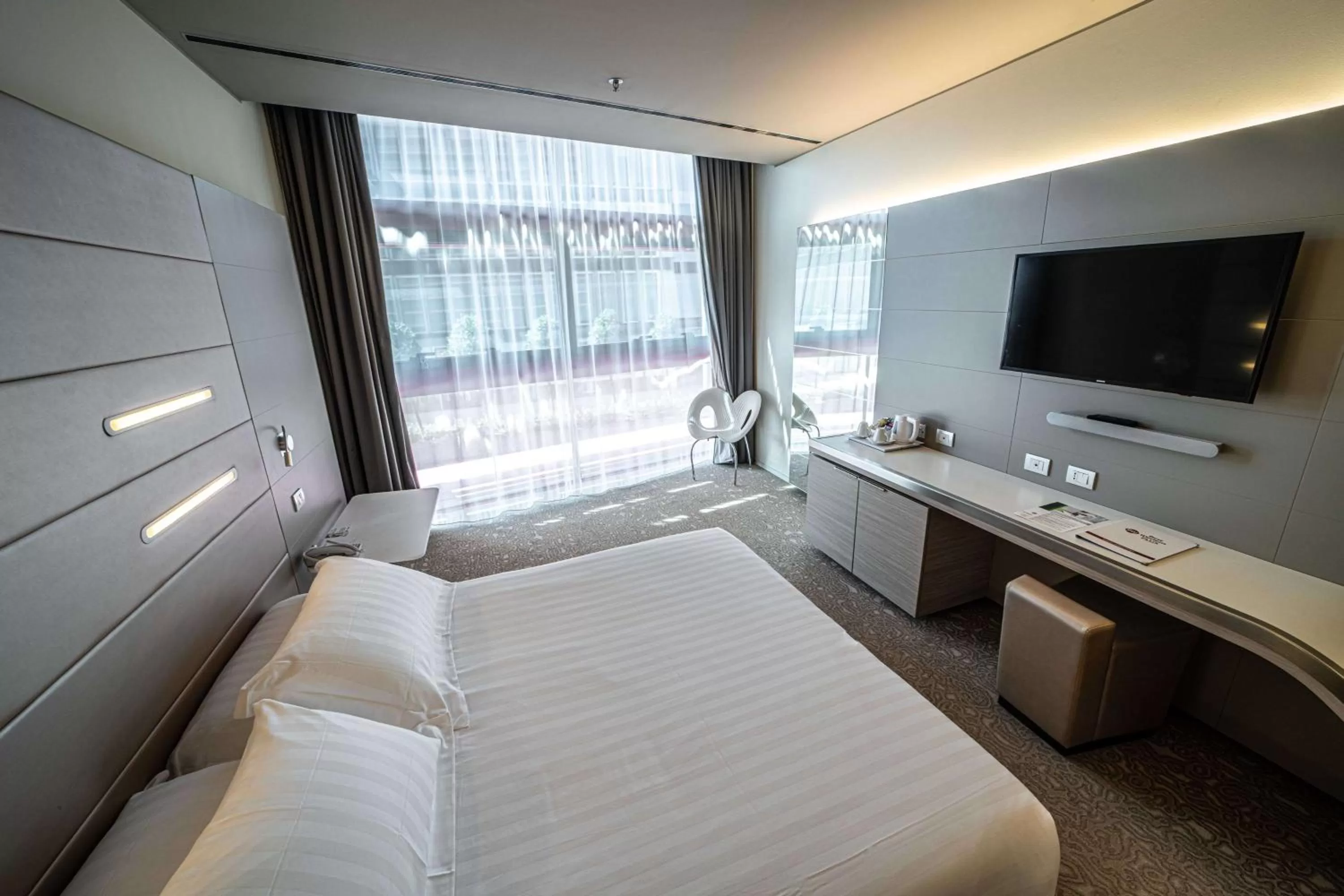 Standard Queen Room - Non-Smoking in Best Western Plus Net Tower Hotel Padova