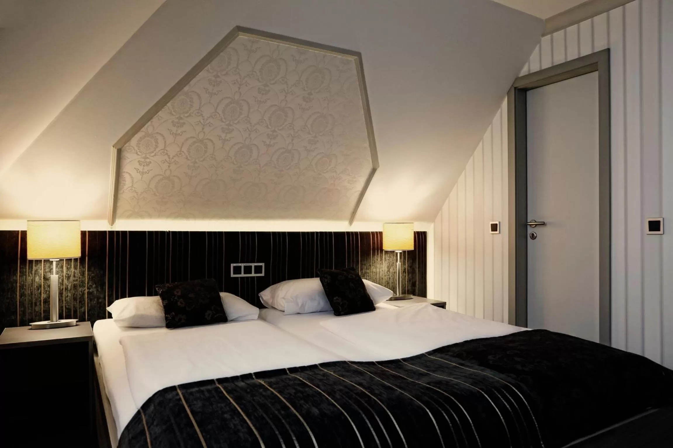 Suite with Spa Bath in Konsumhotel Dorotheenhof Weimar