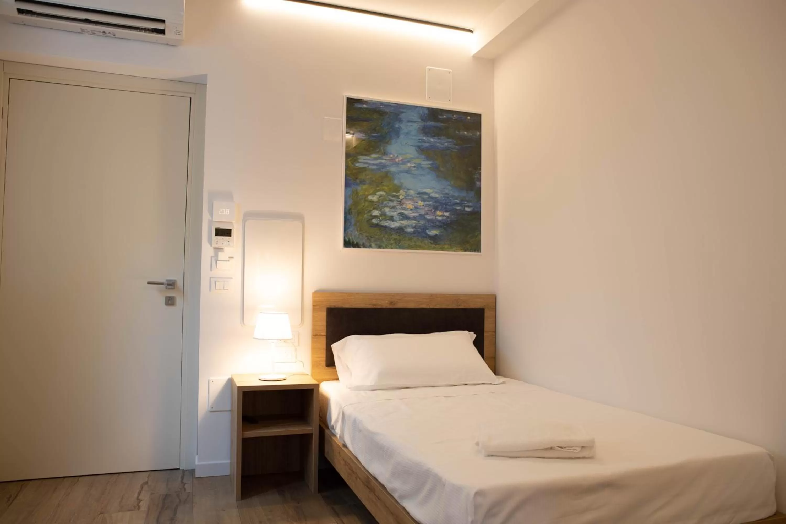 Single Room in Vespasiani Suites