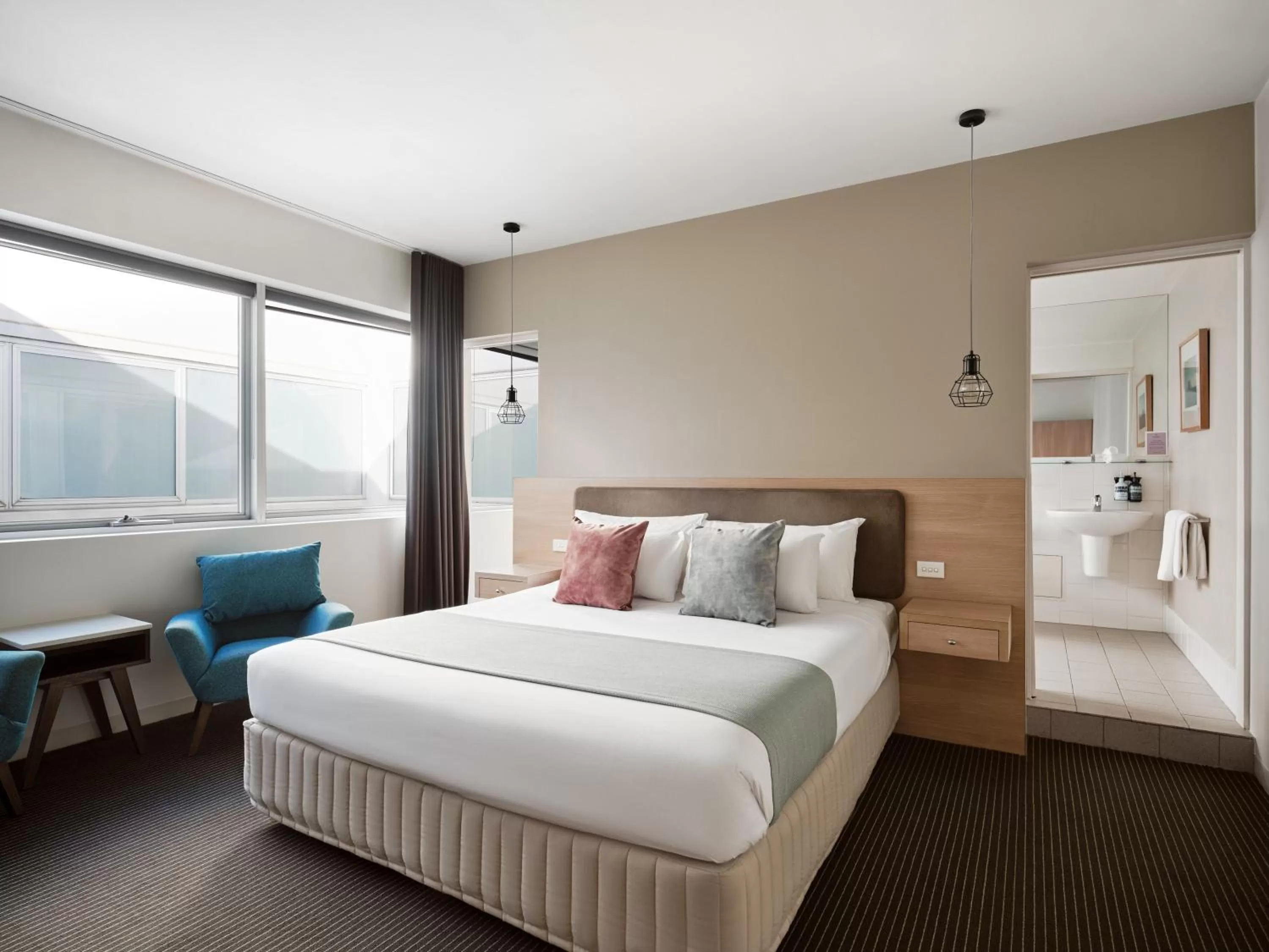 Premier Spa Suite in Saint Kilda Beach Hotel