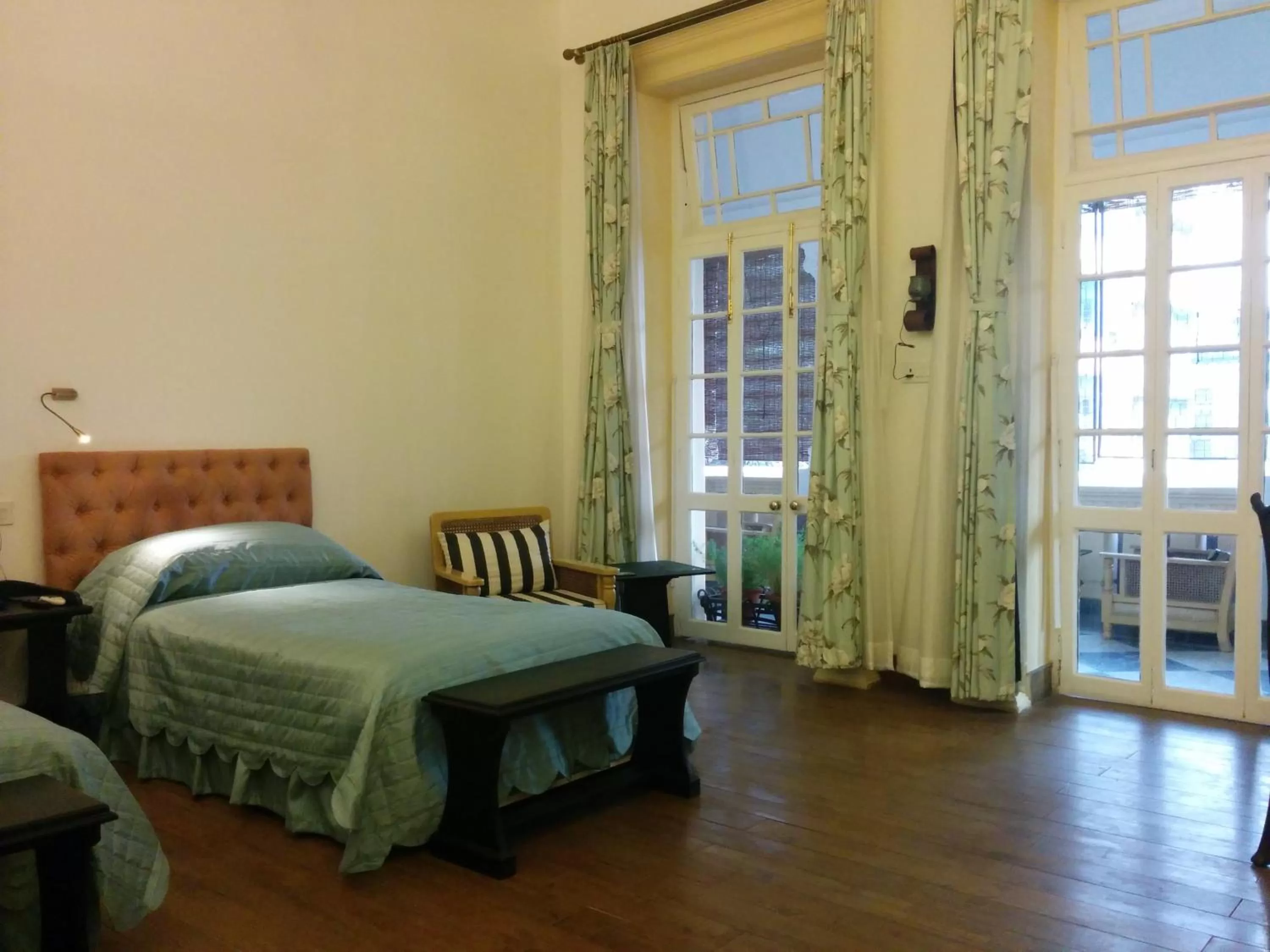 Deluxe Double or Twin Room with Balcony in The Harrington Residency