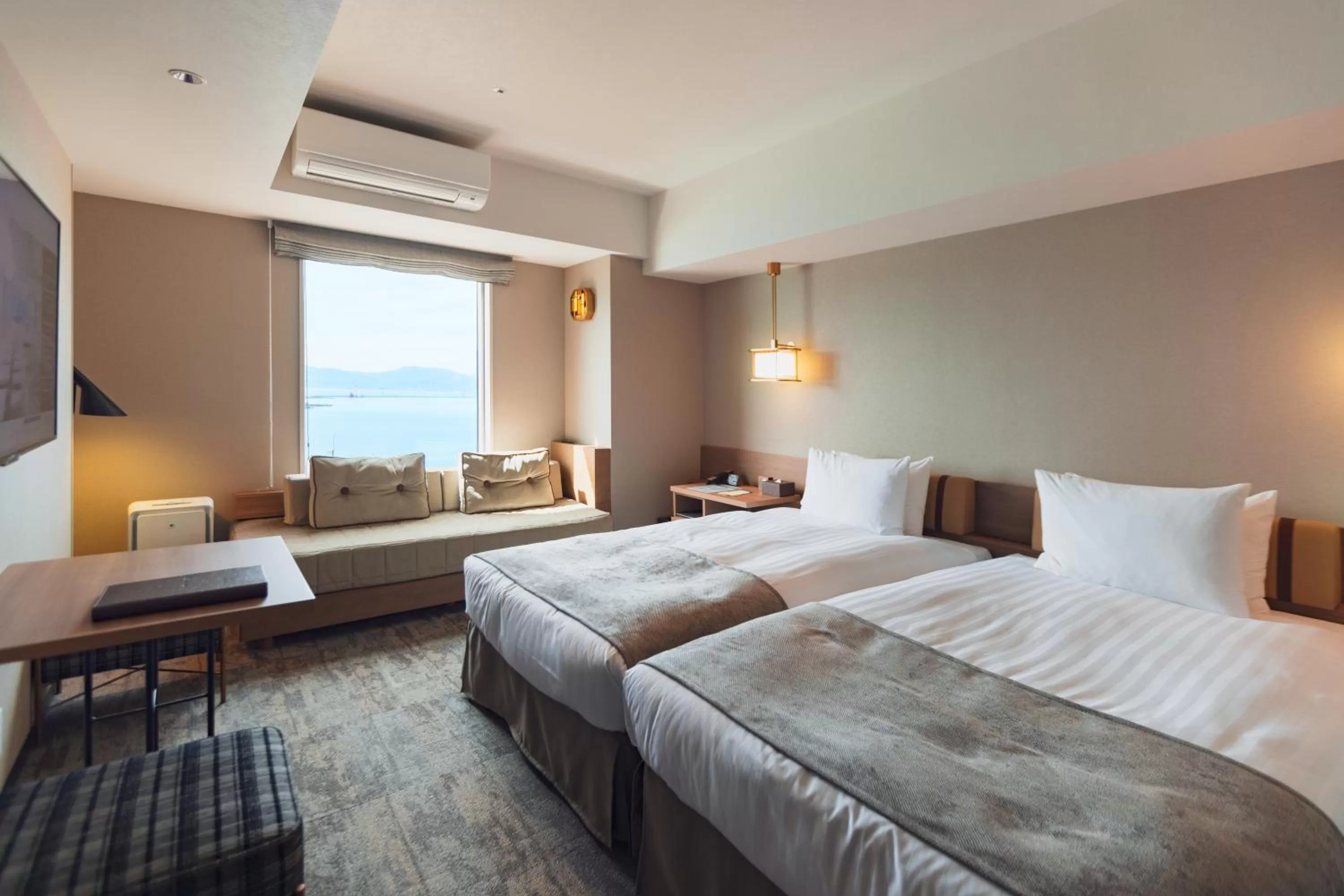 Corner Twin Room (1 Adult) - Non-Smoking in Tokyu Stay Hakodate Asaichi Akarinoyu