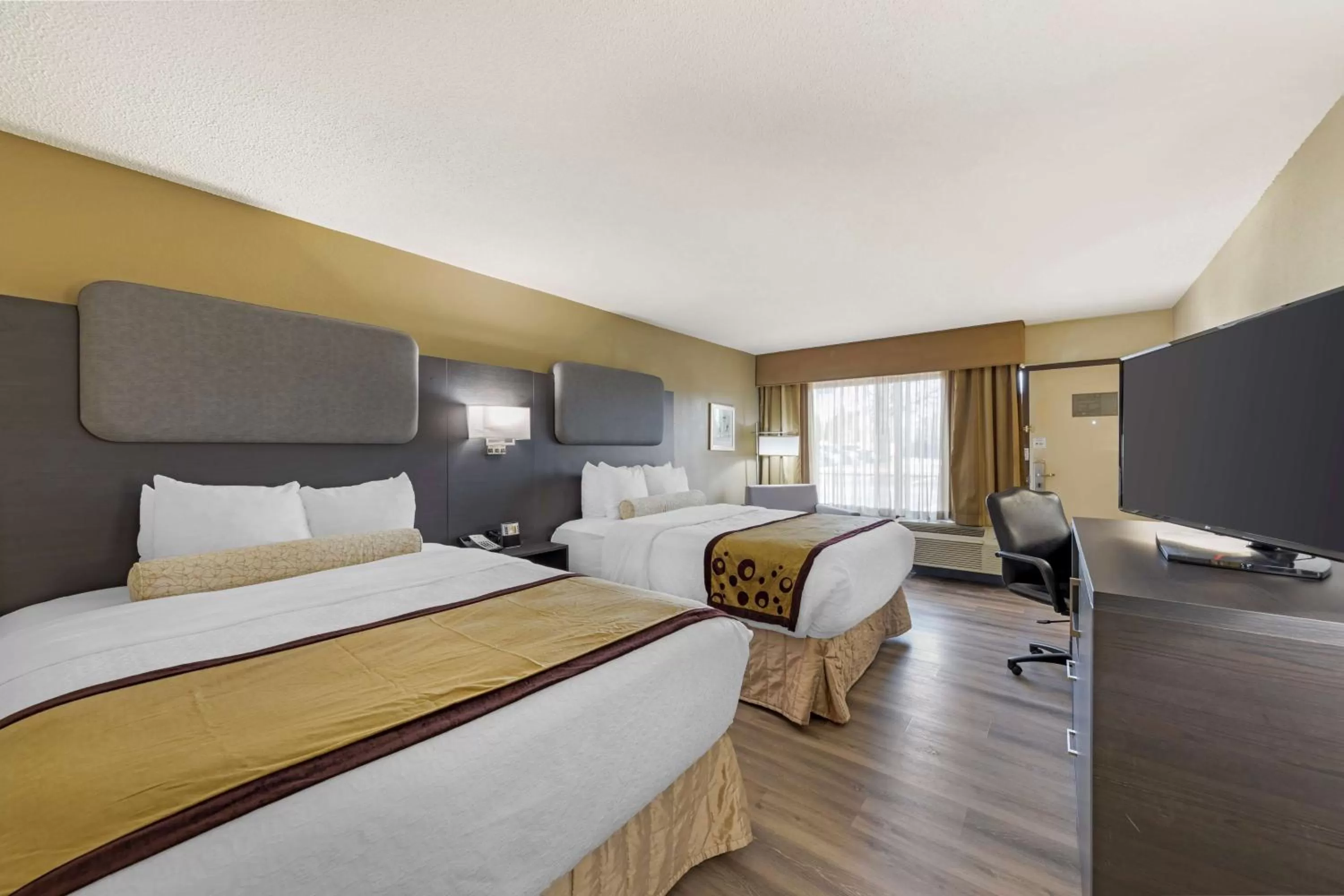 Queen Room with Two Queen Beds and Exterior Entrance - Non-Smoking in Best Western Plus Madison-Huntsville Hotel
