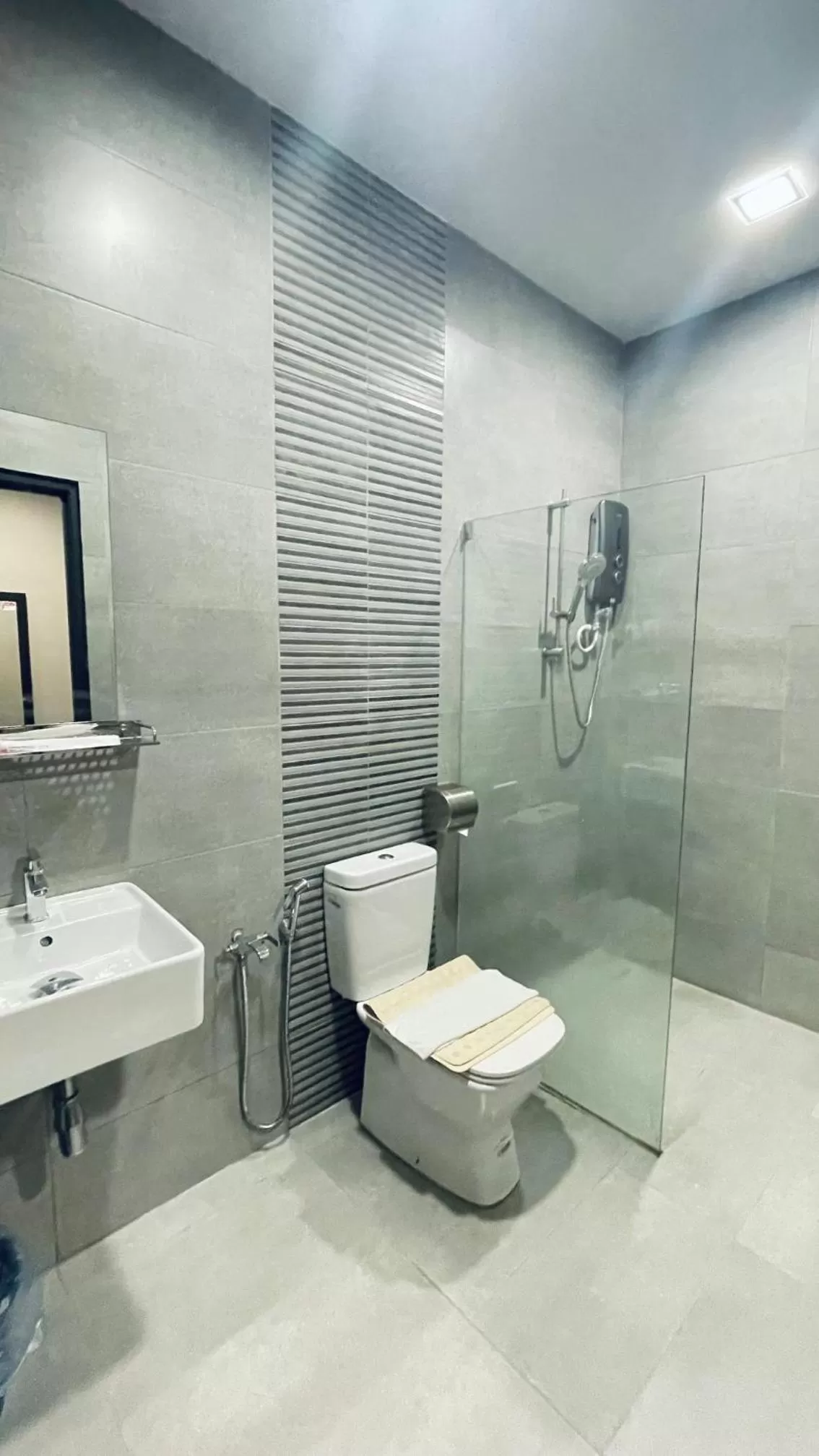 Budget Double Room / Lodge #101 in De Parkview Hotel