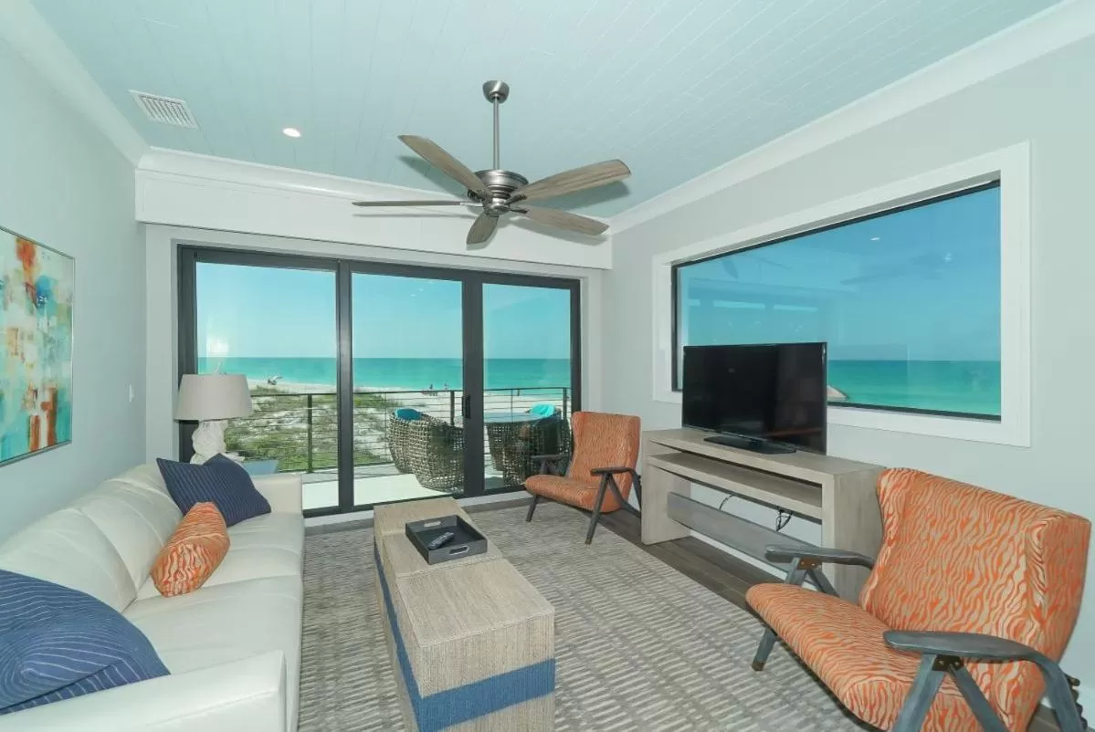 King Suite with Ocean View in Anna Maria Beach Resort