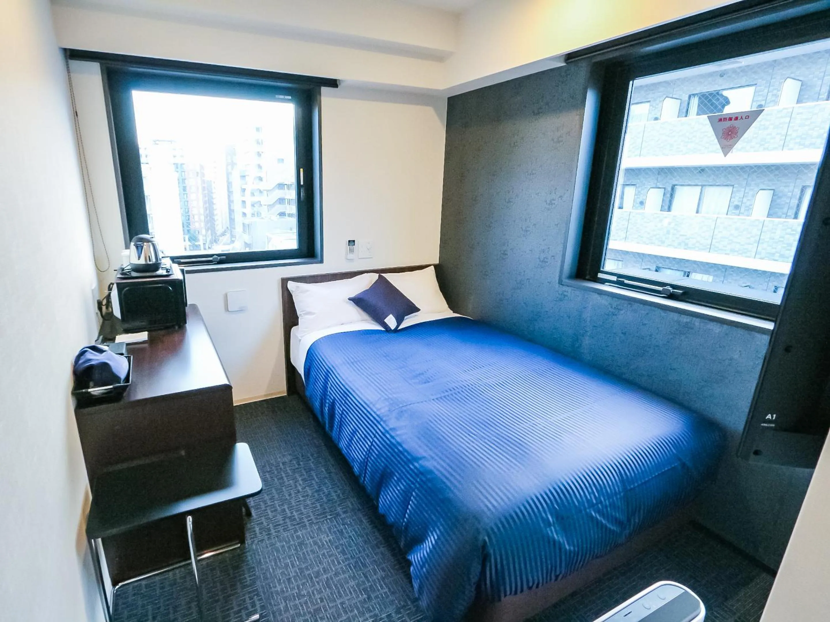 Double Room with Small Double Bed - single occupancy - Non-Smoking in HOTEL LiVEMAX Tokyo Shintomicho