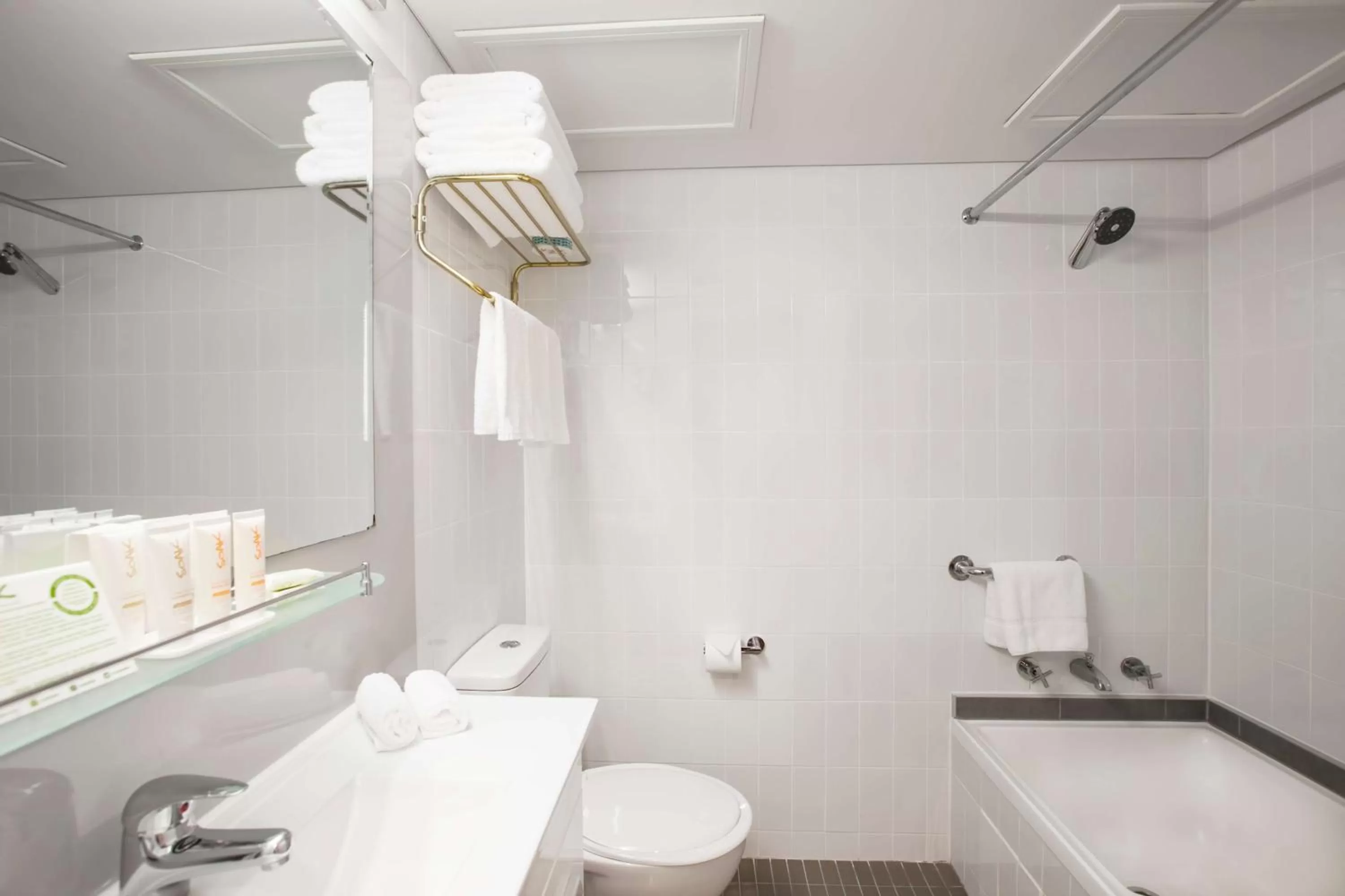 Junior Suite in Metro Hotel Marlow Sydney Central