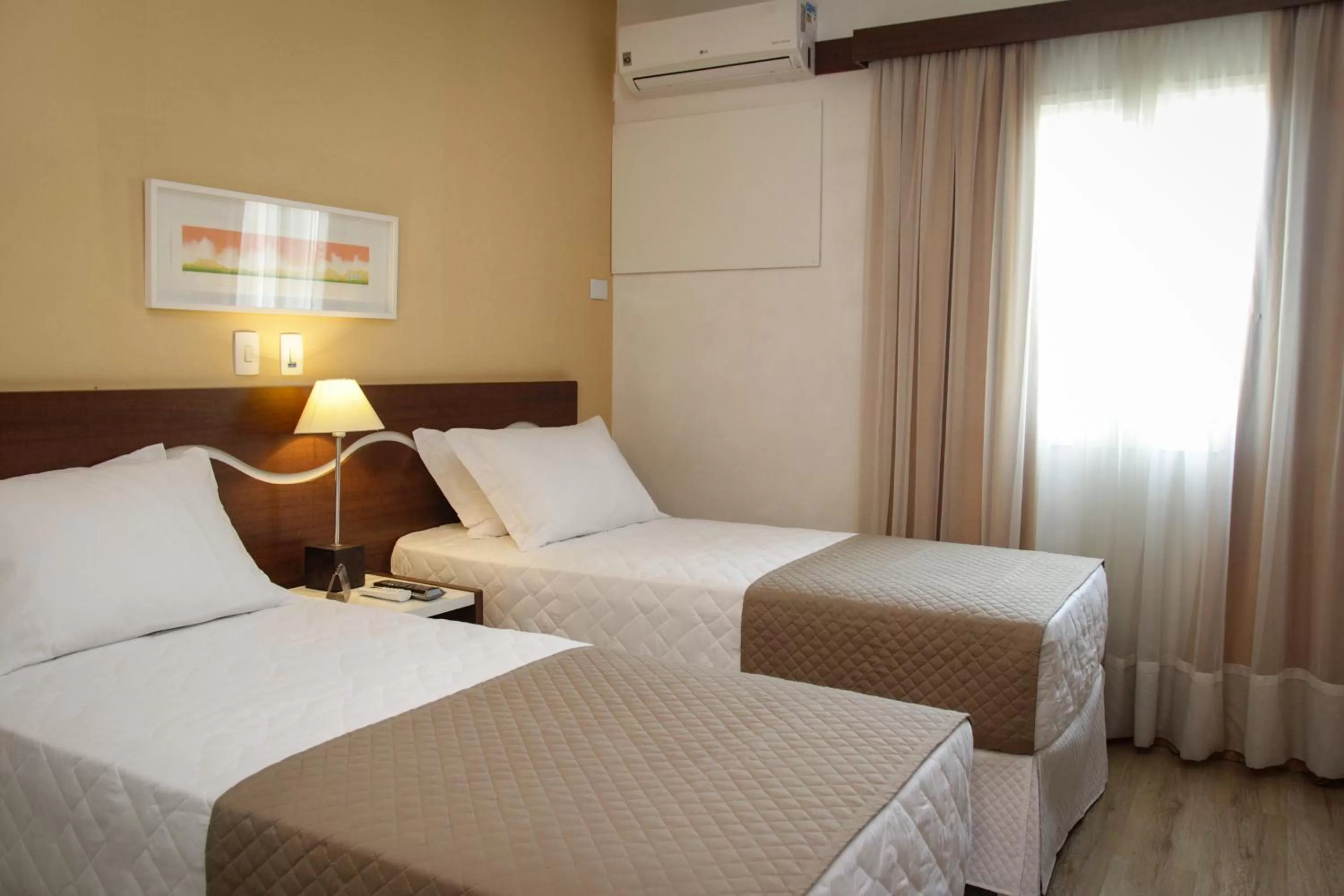 Executive Twin Room - single occupancy in Bristol Centro Civico Curitiba
