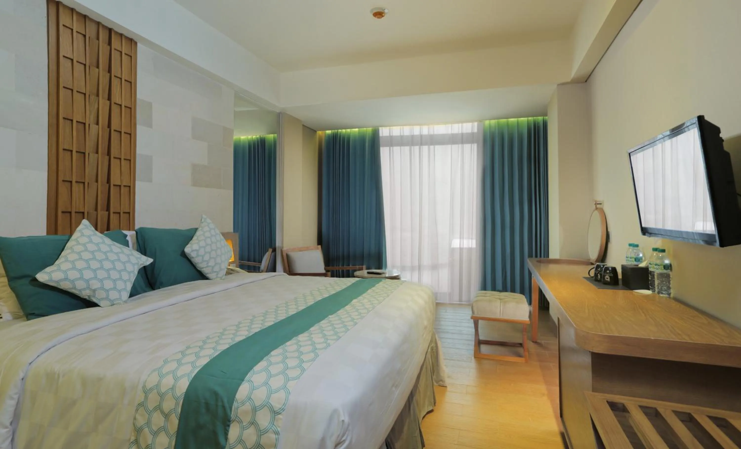 Deluxe Double or Twin Room in Bedrock Hotel Kuta