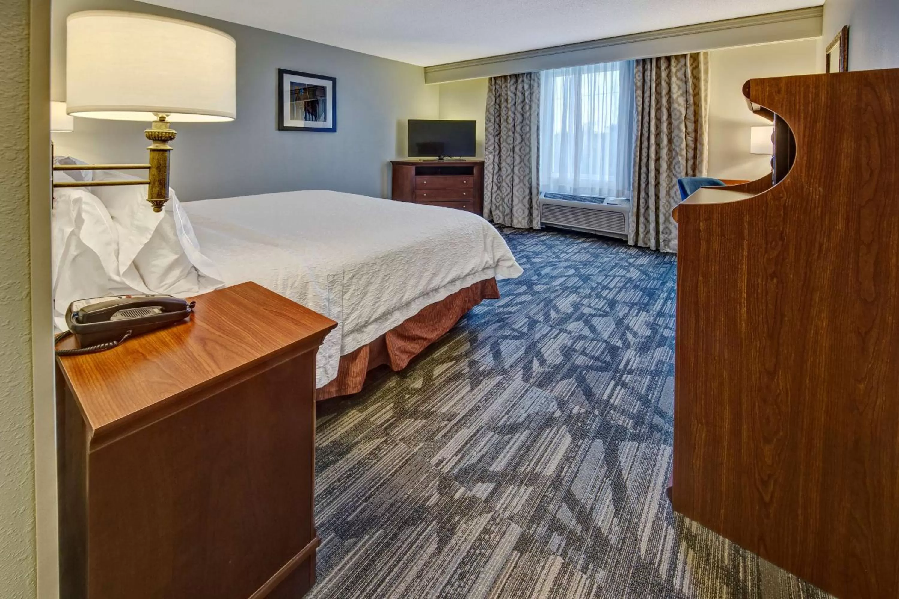 King Room with King Bed - Non-Smoking in Hampton Inn & Suites Stuart-North