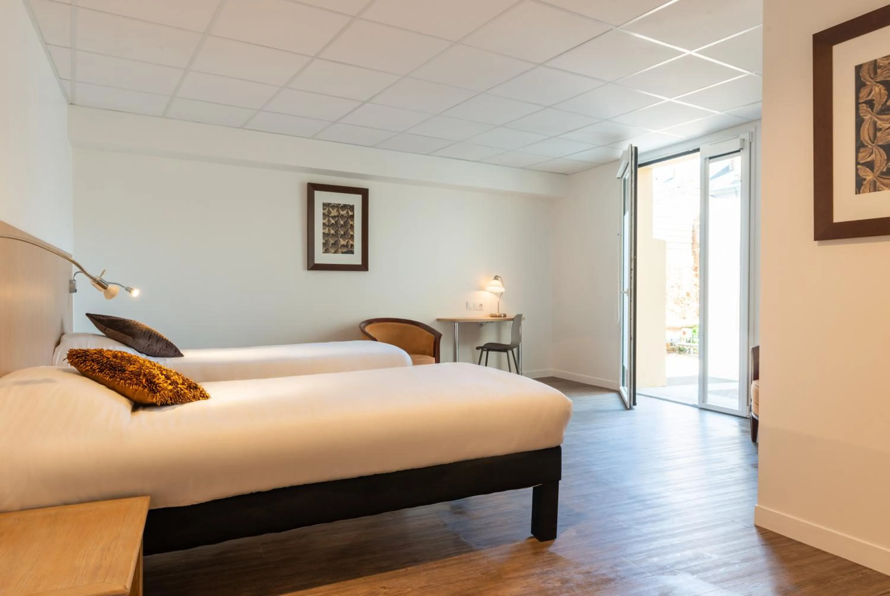 Twin Room in The Originals City, Hôtel Chantecler, Le Mans