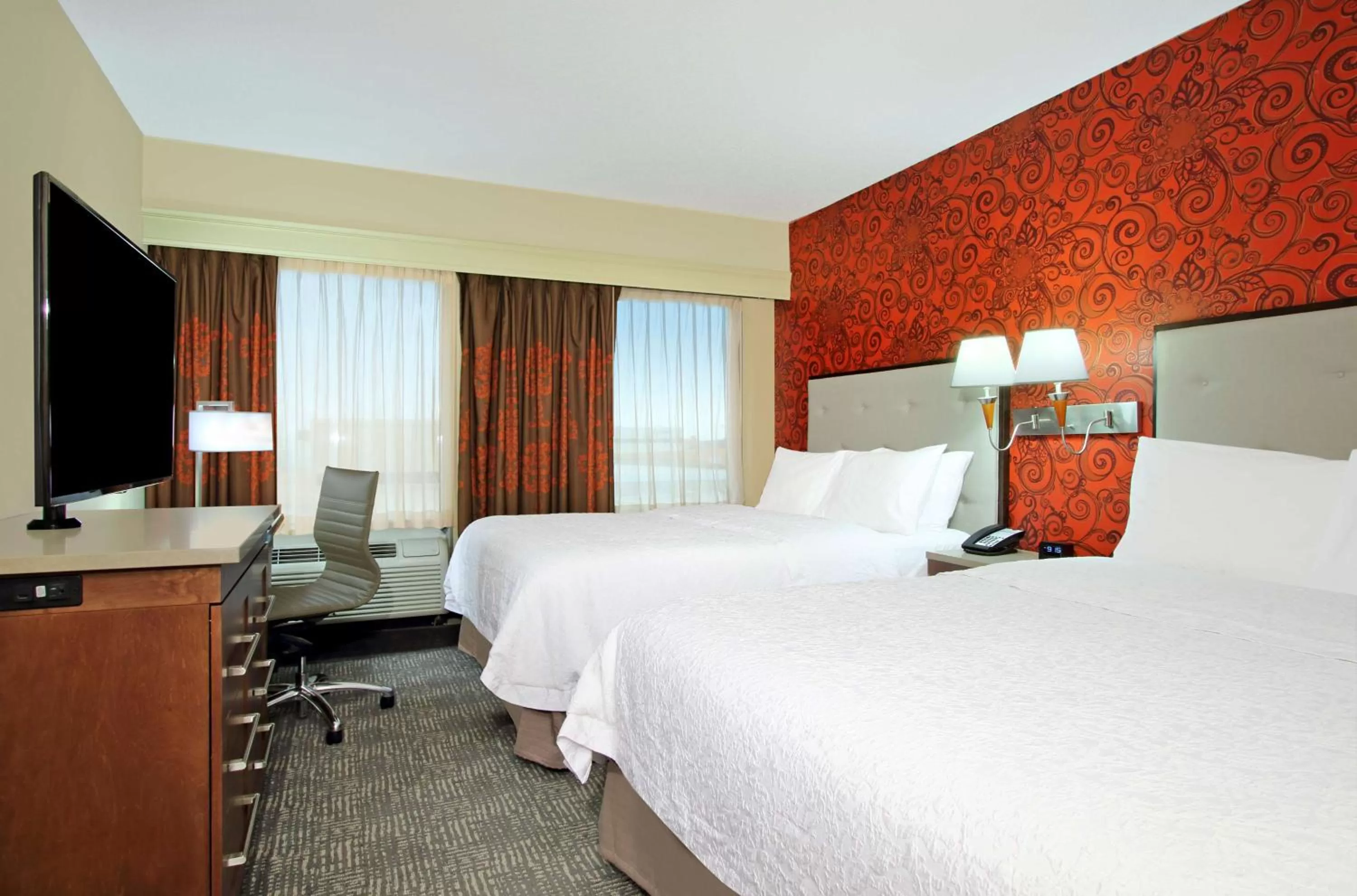 Queen Room with Two Queen Beds - Non-Smoking in Hampton Inn & Suites Columbus-Downtown, Ohio