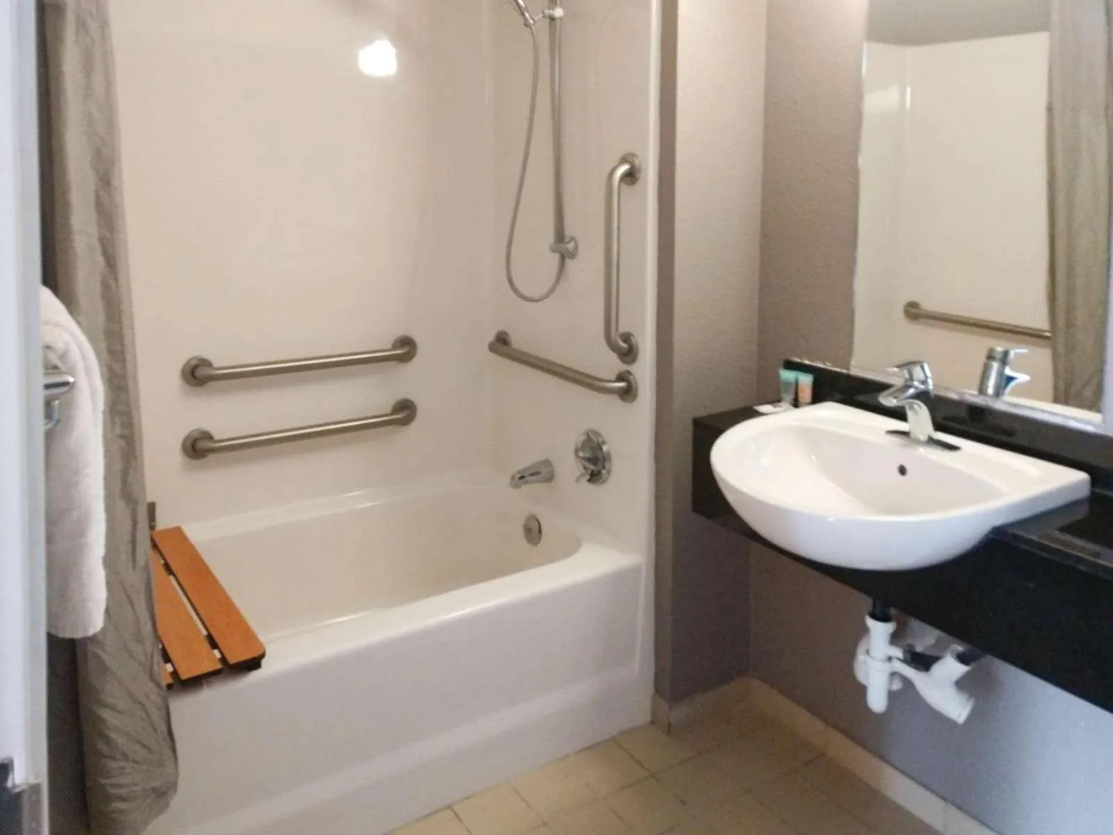 Double Room - Disability Access - Non-Smoking in Motel 6 Cheyenne, WY