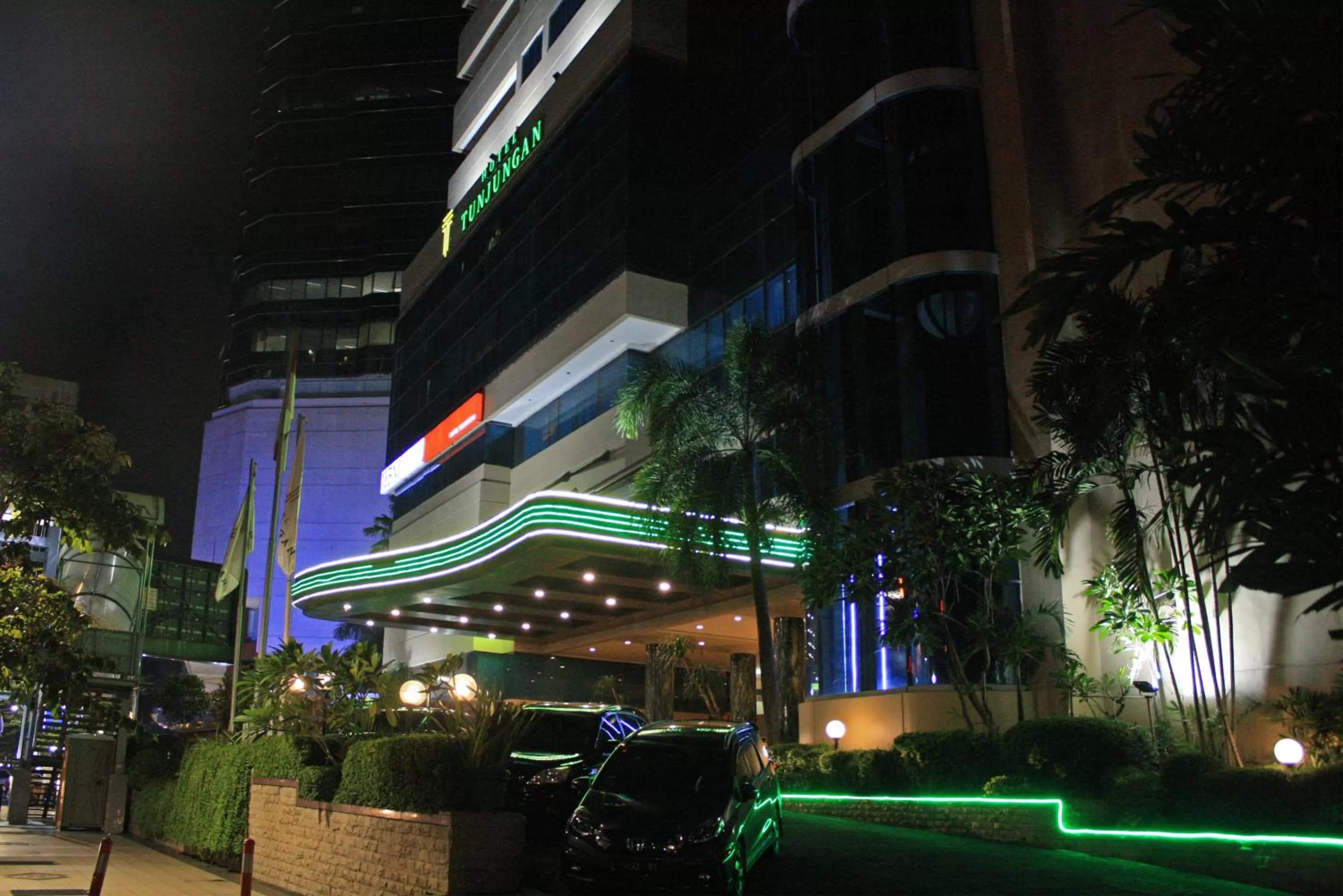 Property building in Tunjungan Hotel