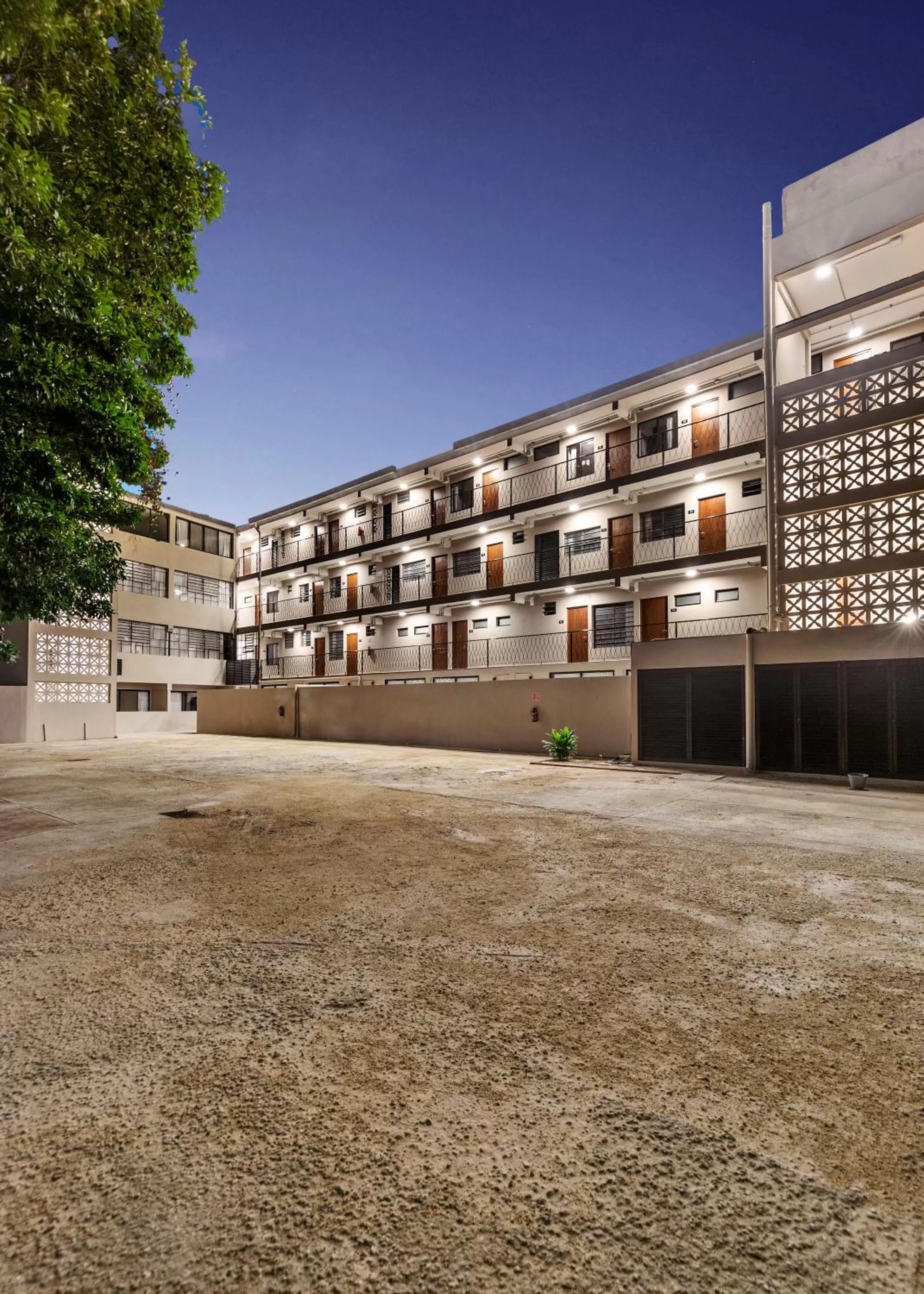 Deluxe King Suite in Suites Reforma by HomiRent