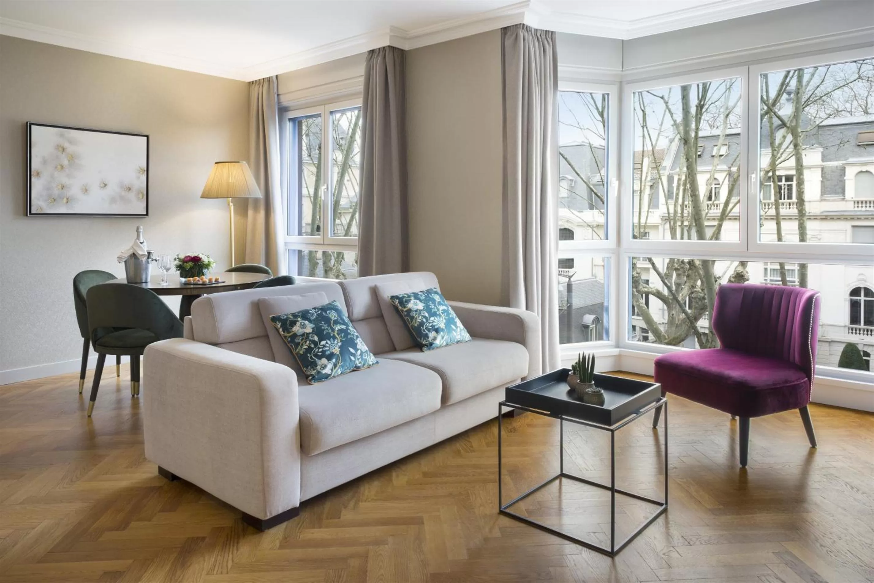 Premium Suite in Warwick Reine Astrid - Lyon
