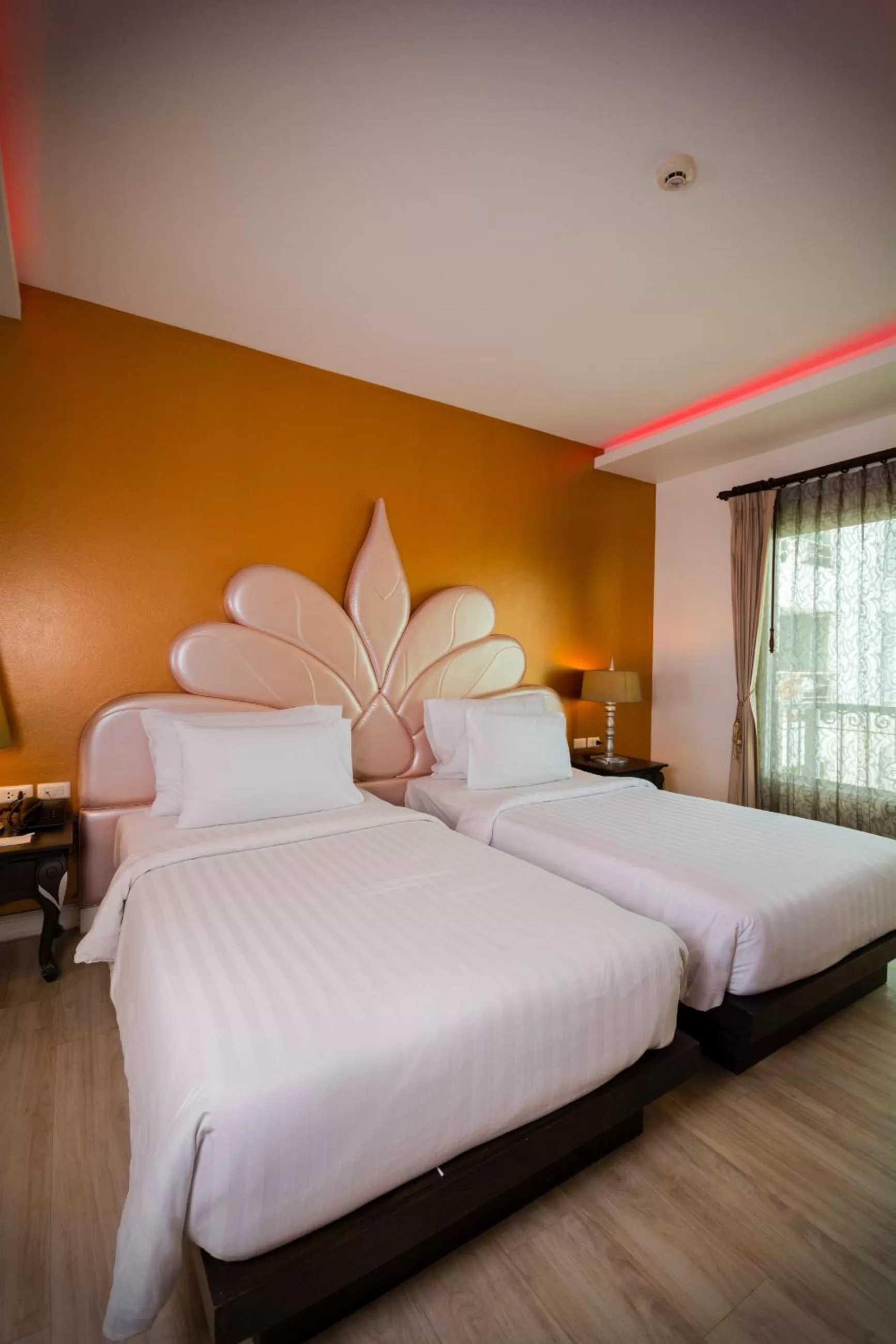 Deluxe Twin Room in Chillax Resort