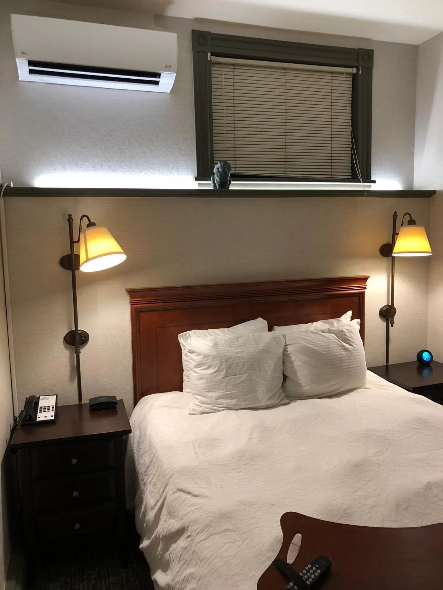 Budget Double Room - single occupancy in Chambery Inn