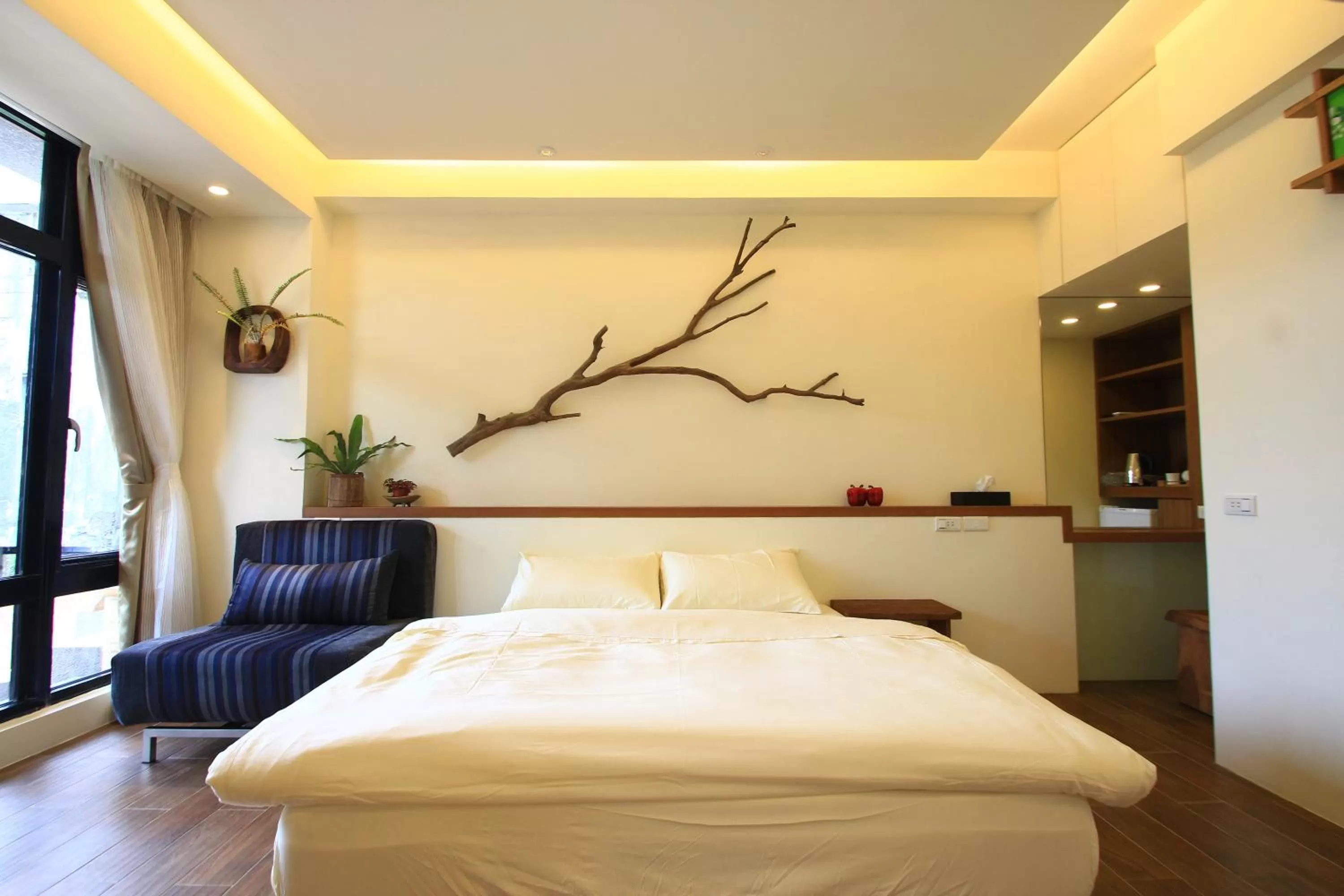 Deluxe Double Room with Garden View in Chien Ching B&B