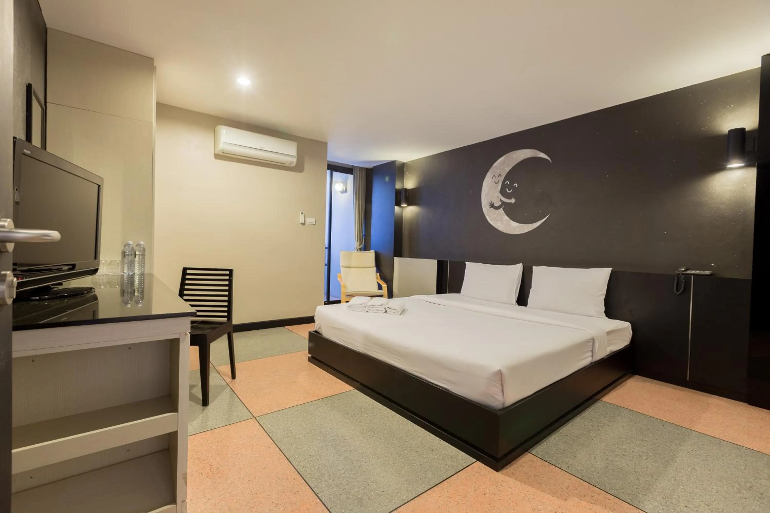 Superior Double Room in Pen Ta Hug Hotel