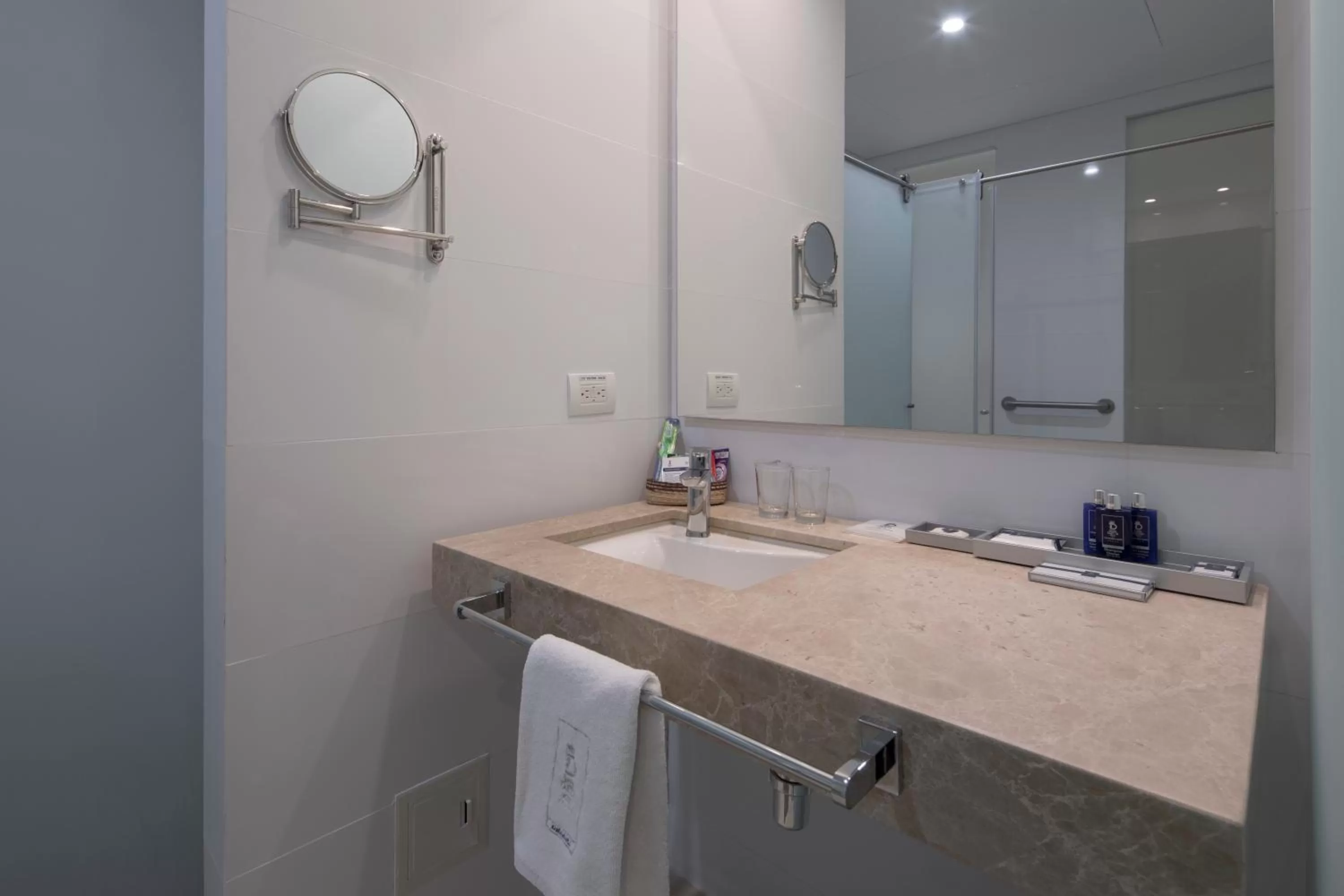 Standard Twin Room in Hotel Dann Carlton Barranquilla y Centro de Convenciones