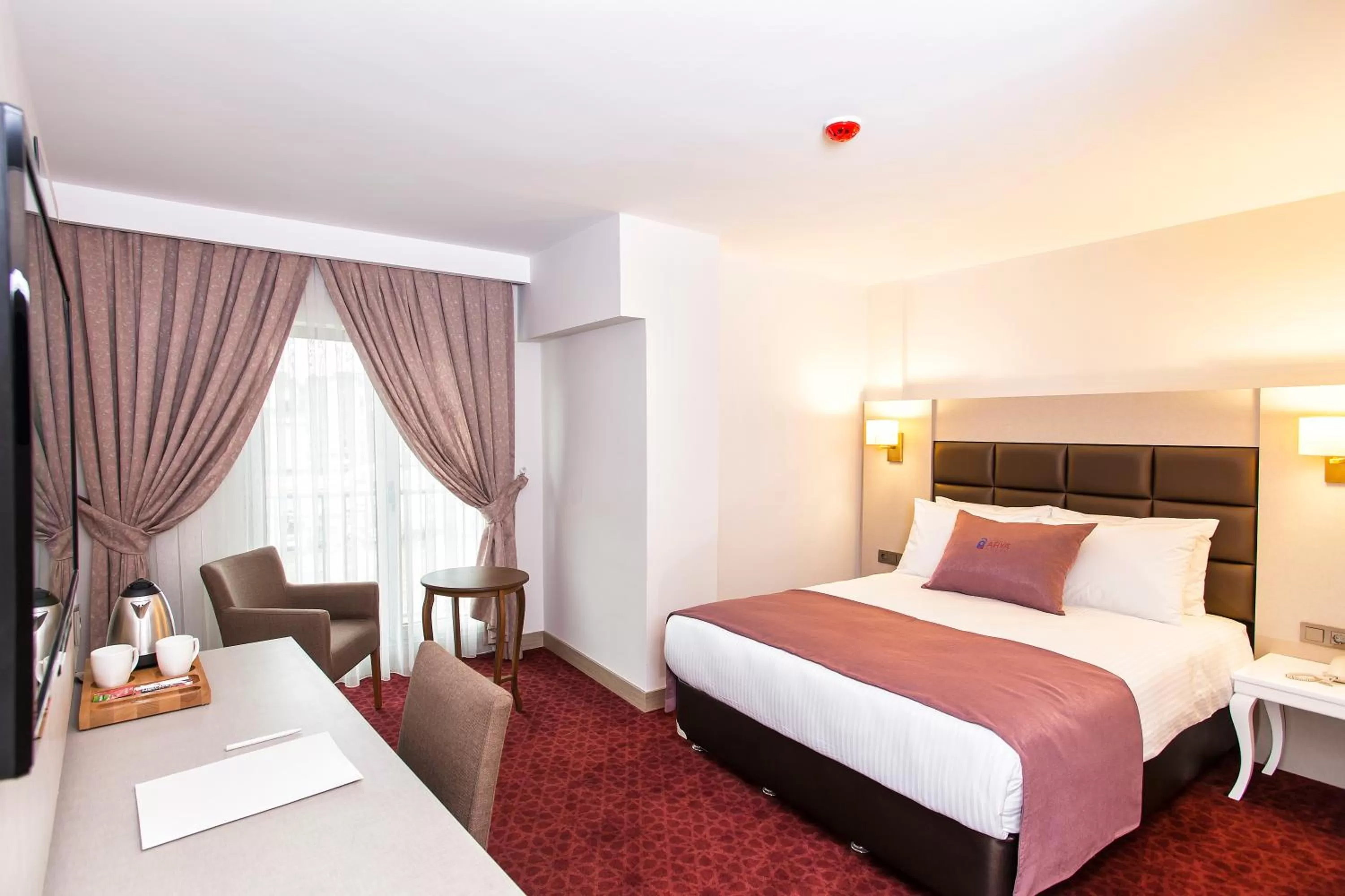 Standard Double Room in Perla Arya Hotel