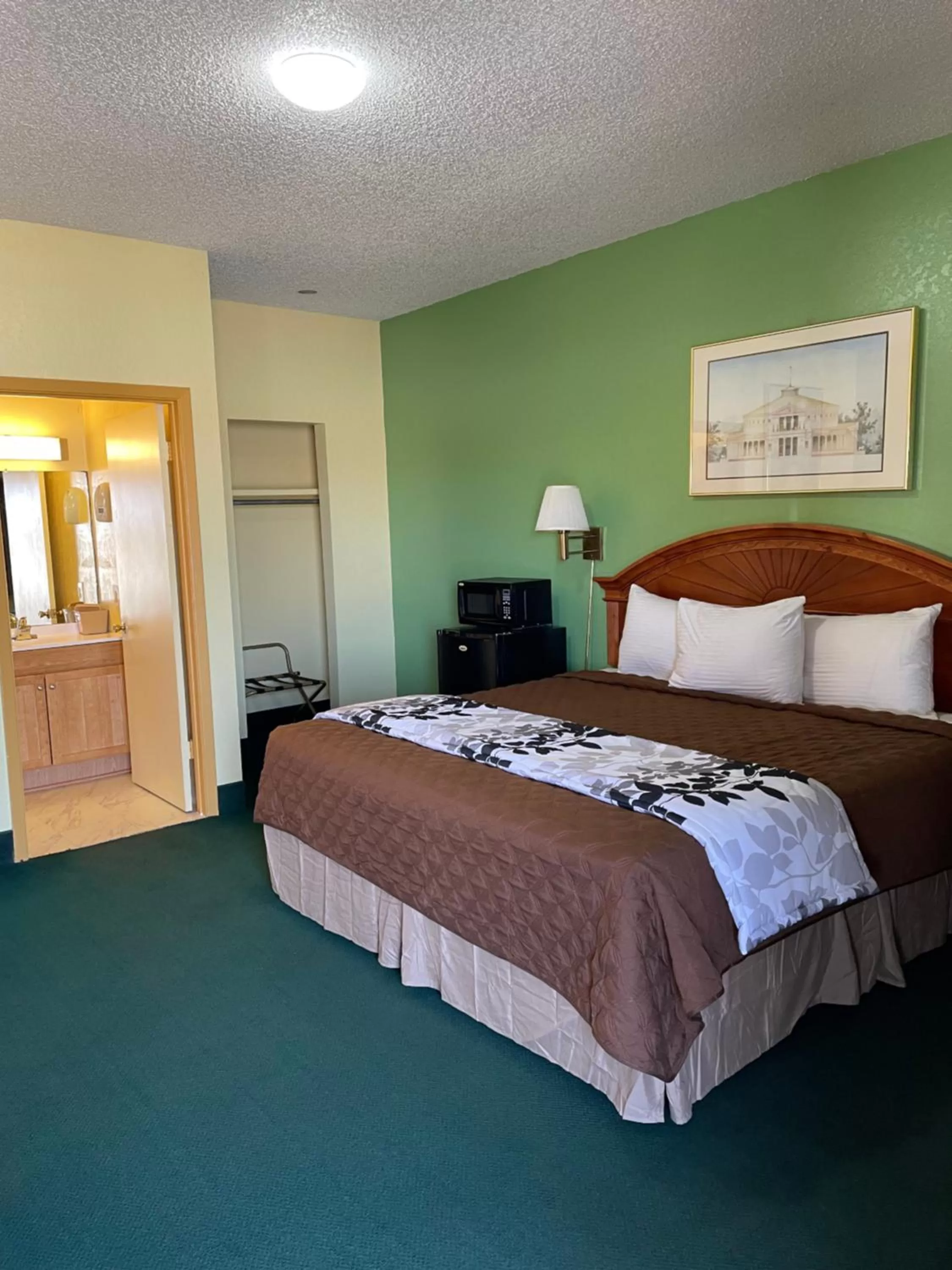 King Room in Relax Inn Dilley