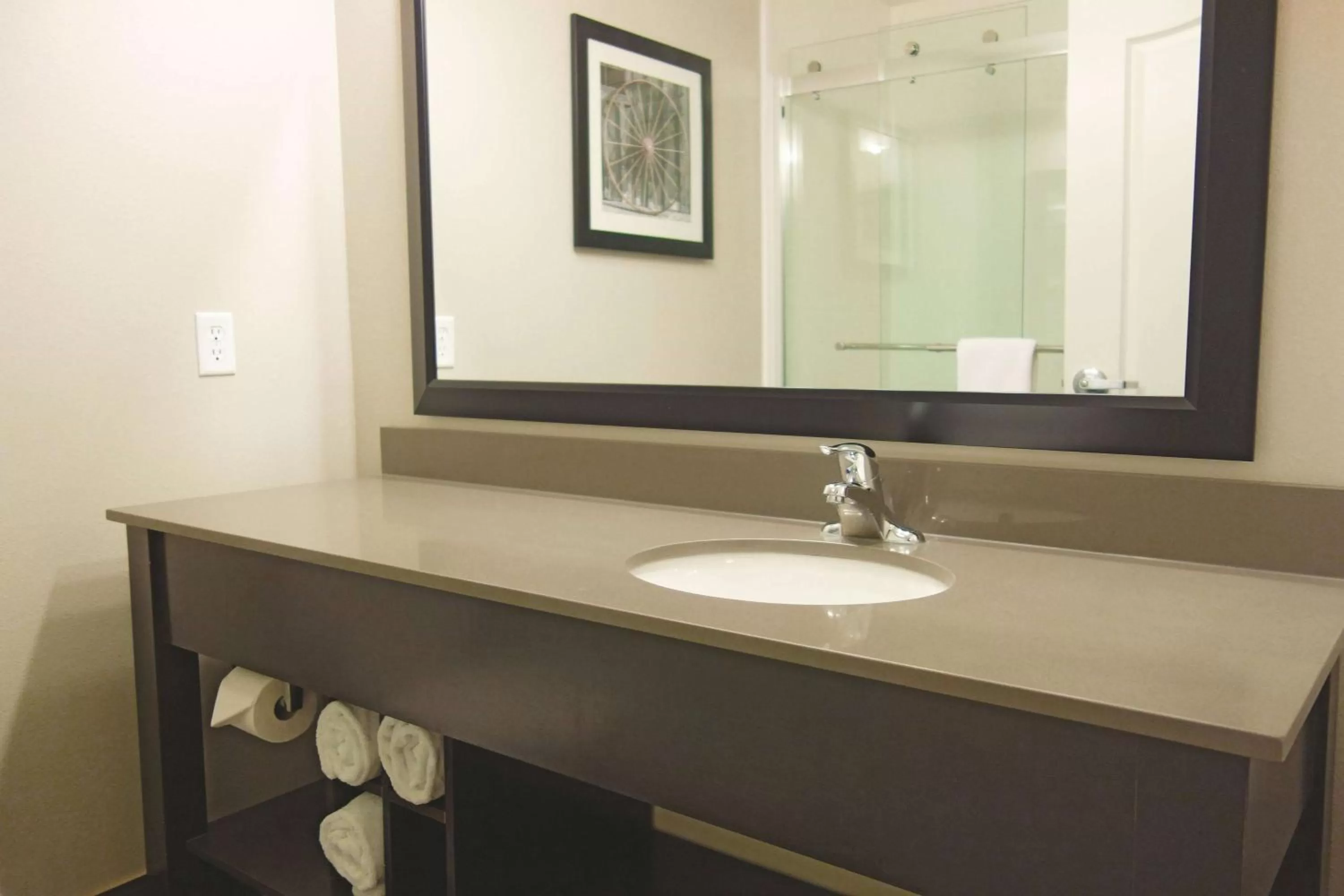 King Room - Non-Smoking in La Quinta by Wyndham Monahans