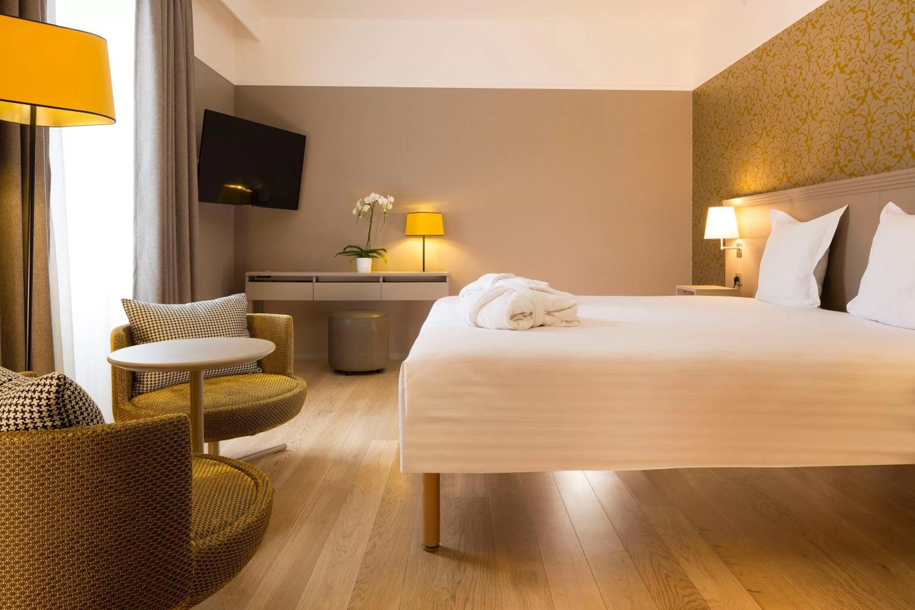 Prestige Double Room in Oceania Le Jura Dijon