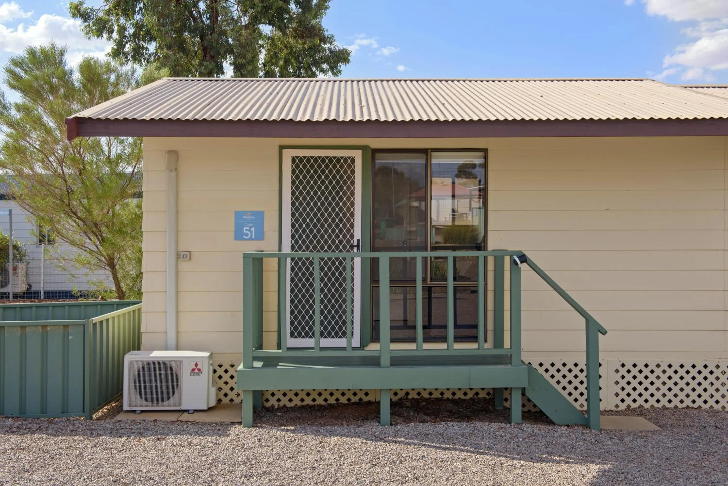 Economy Motel Room in Discovery Parks - Roxby Downs