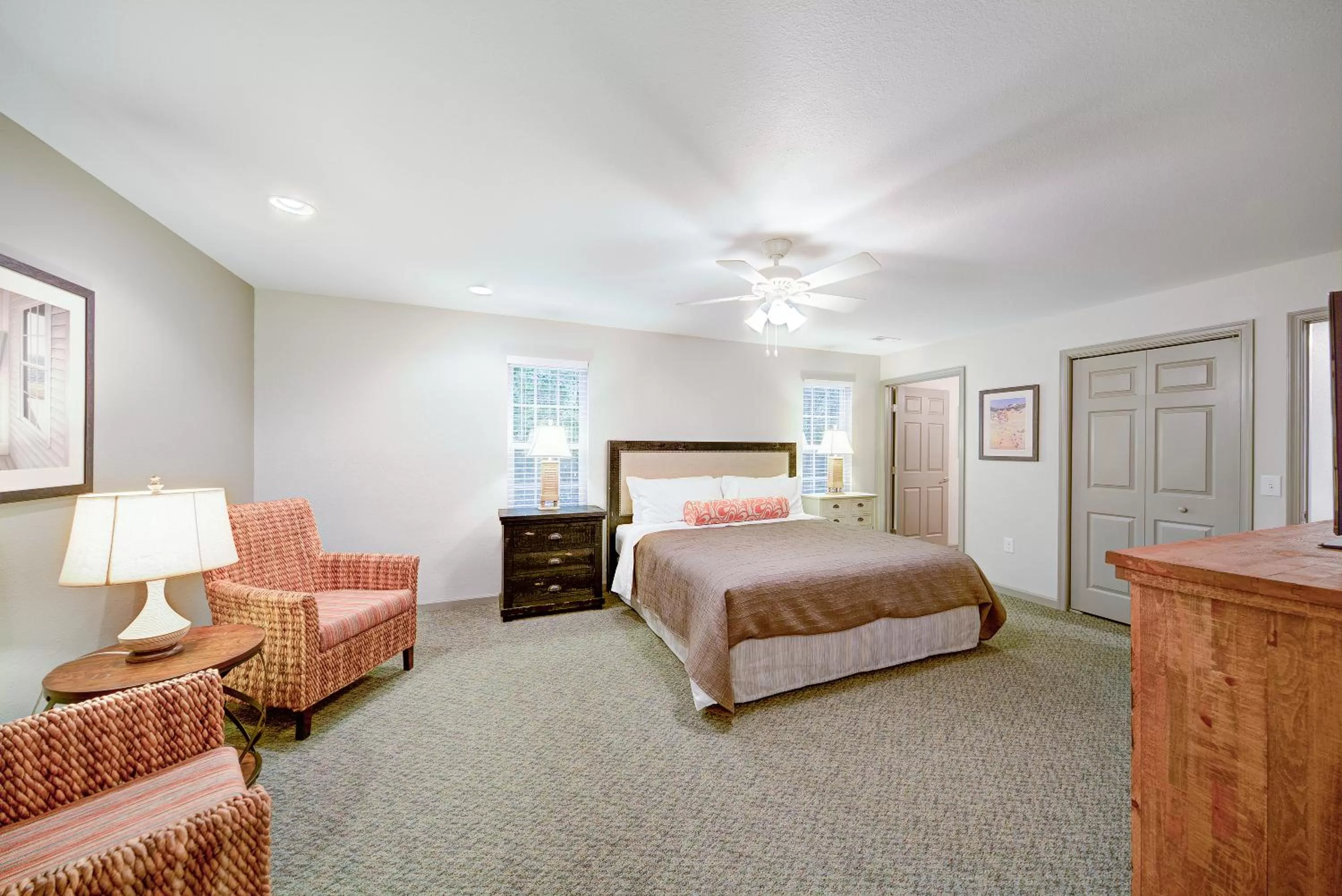 Two-Bedroom Suite in Hilton Vacation Club Beachwoods Kitty Hawk