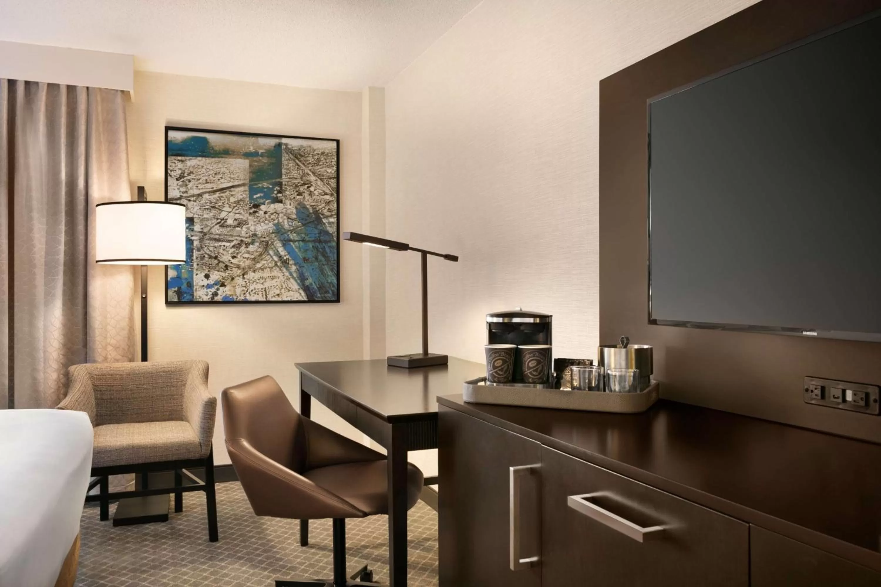 Queen Room with Two Queen Beds in DoubleTree by Hilton McLean Tysons