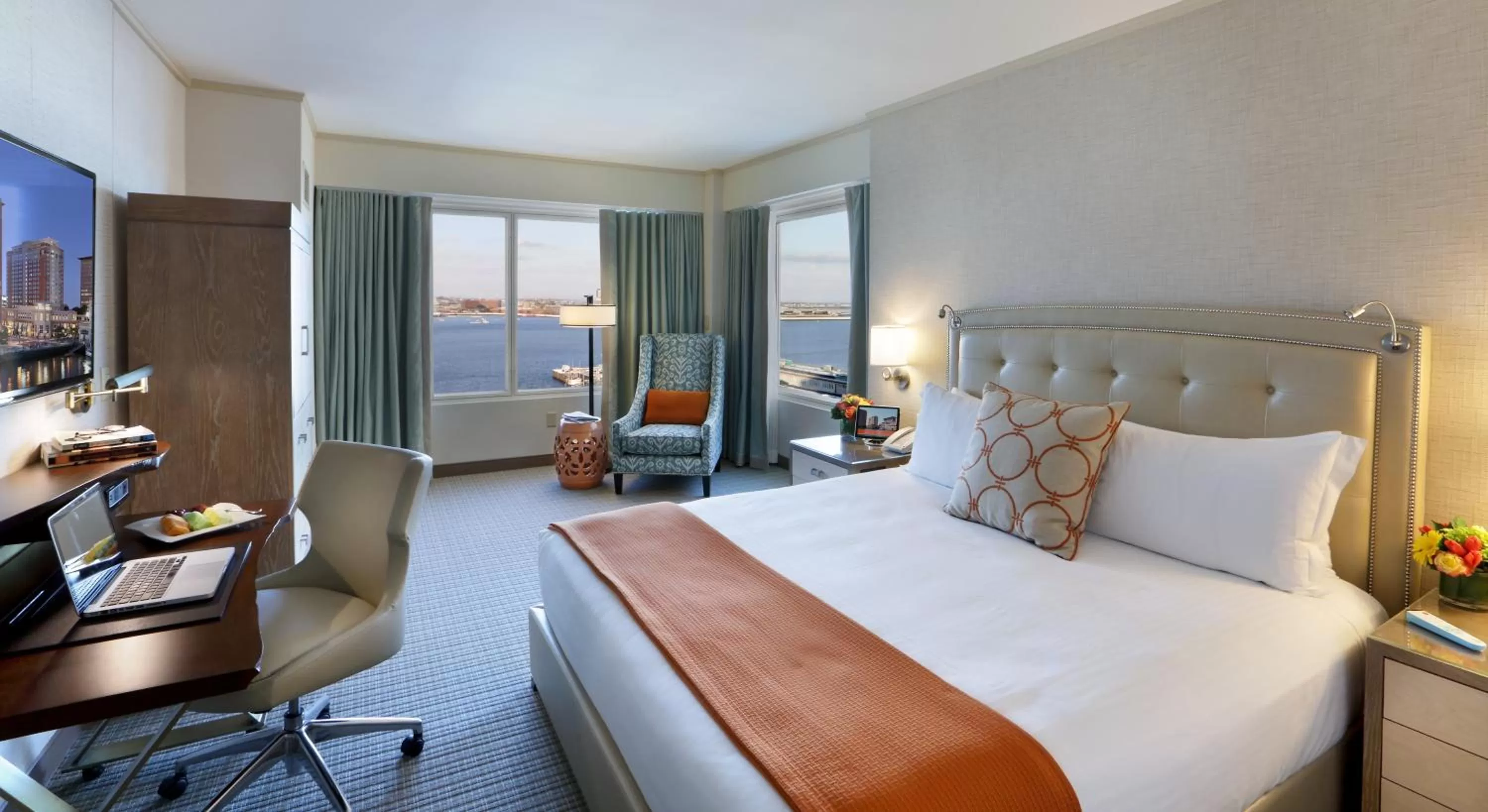 King Room with Harbor View in Seaport Hotel® Boston