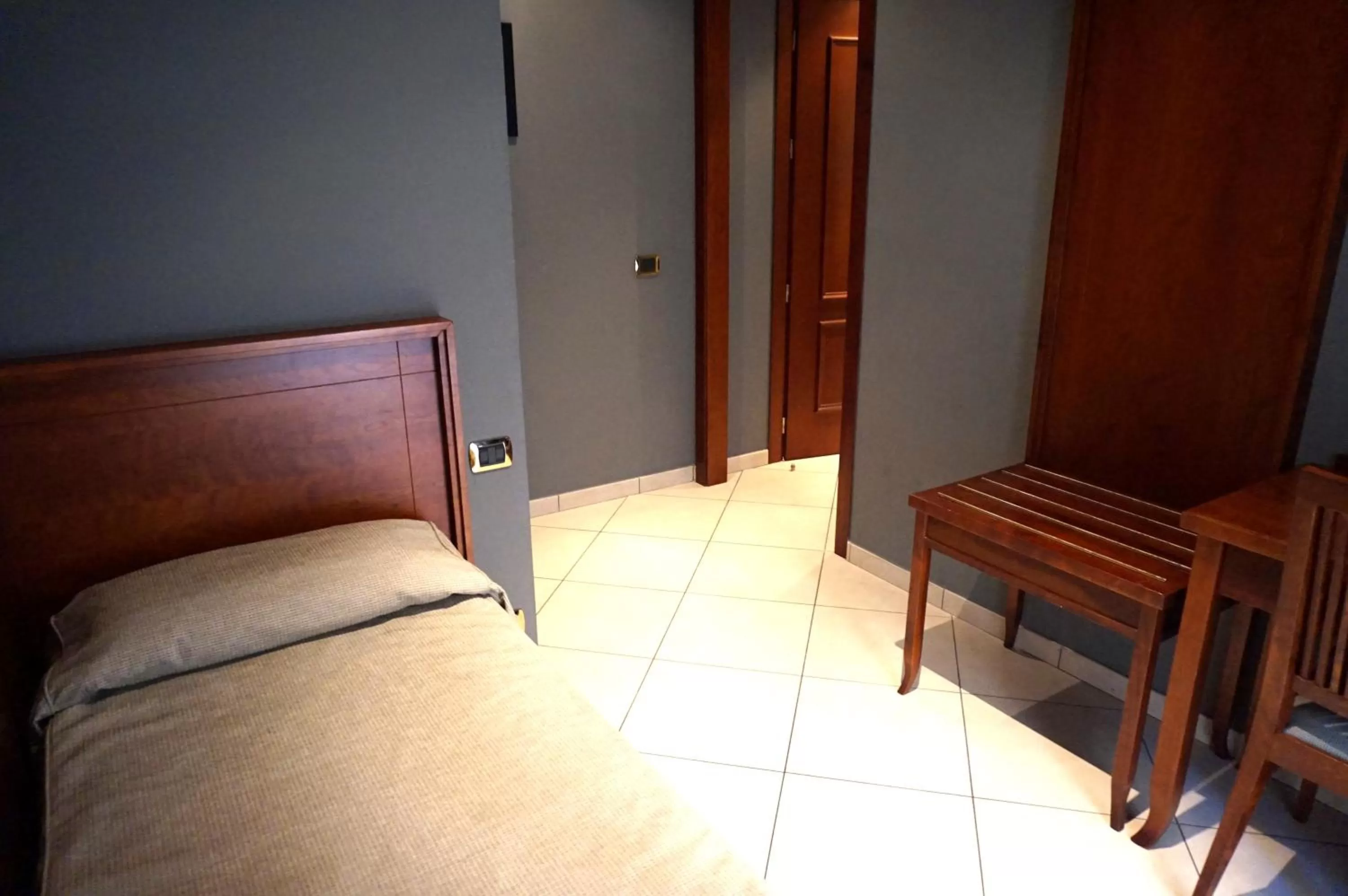 Single Room in Hotel Taormina