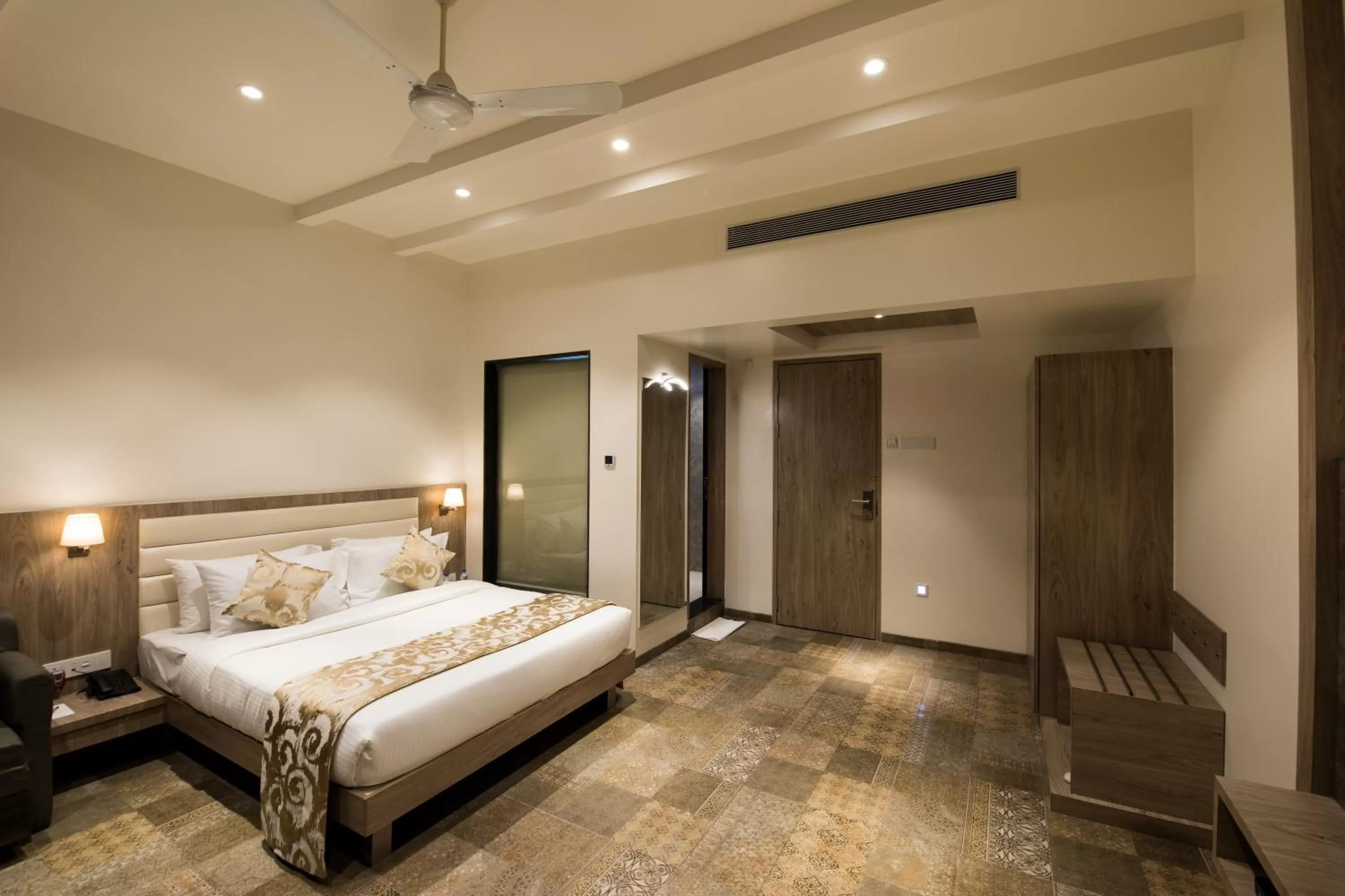 Executive Room King Bed - single occupancy in Enrise By Sayaji Ahmednagar