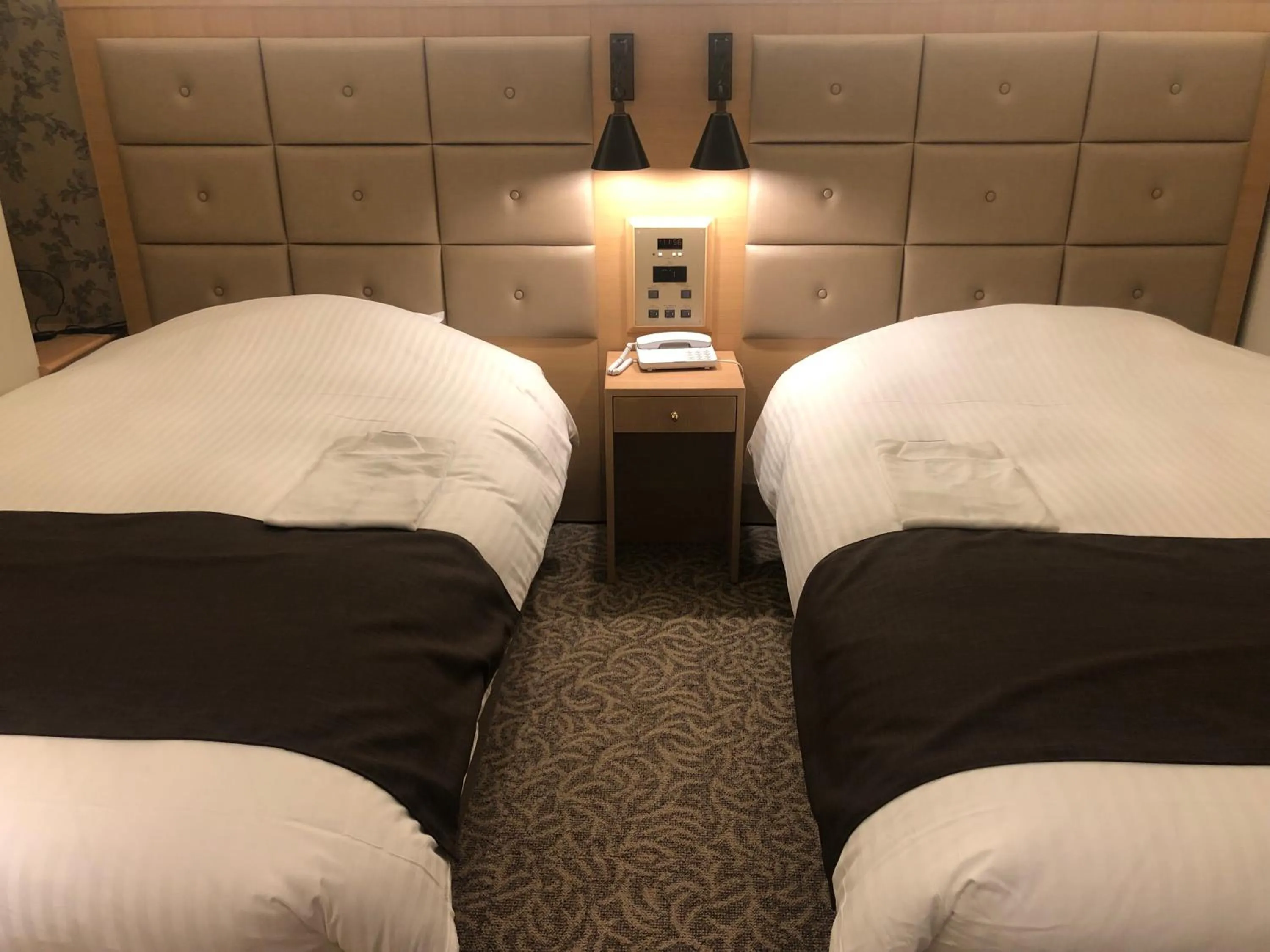 Economy Twin Room - Non-Smoking in Kobe Luminous Hotel Sannomiya