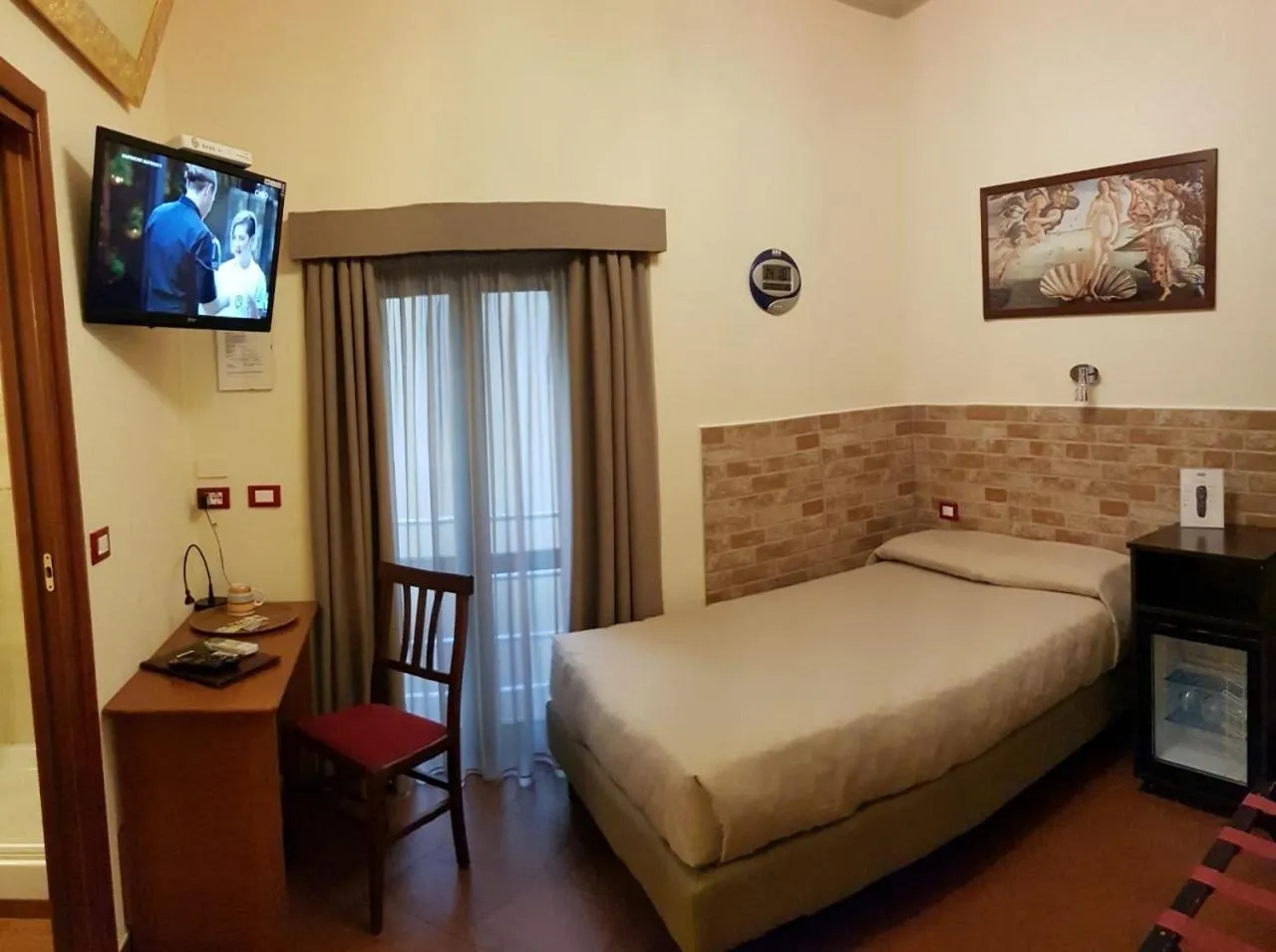Single Room in Hotel Ester