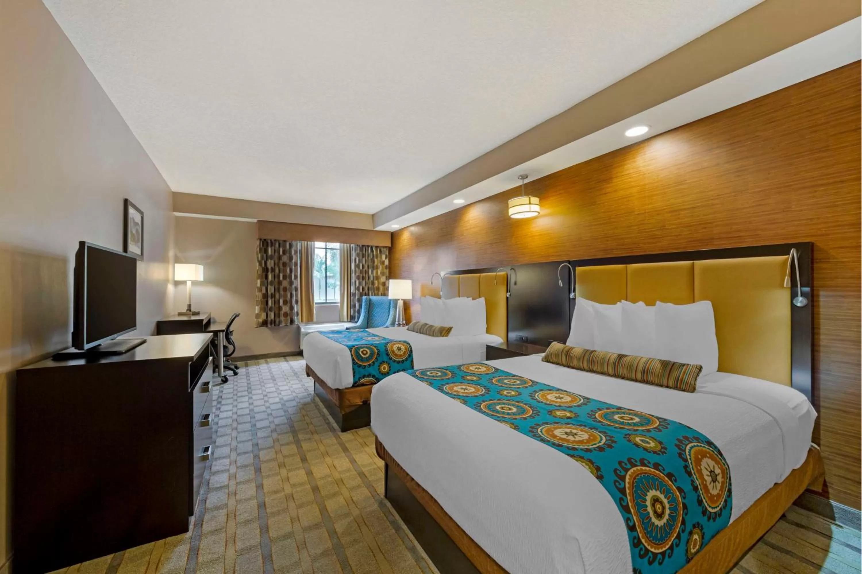 Queen Room with Two Queen Beds - Non-Smoking in Best Western Plus Miami Executive Airport Hotel and Suites